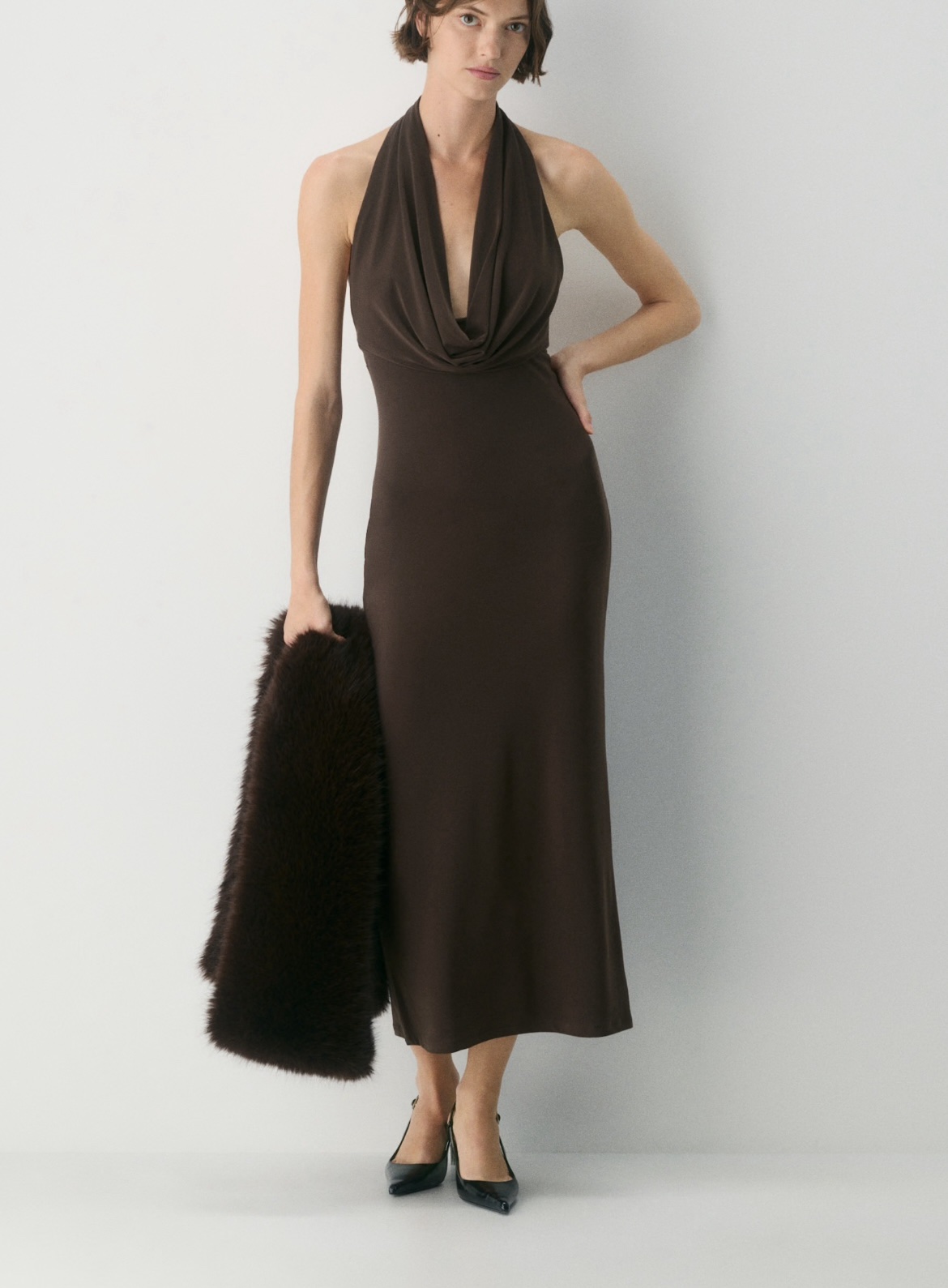 Aritzia brown halter midi dress by Aritzia - Pickle Aritzia brown halter midi dress by Aritzia - Pickle
