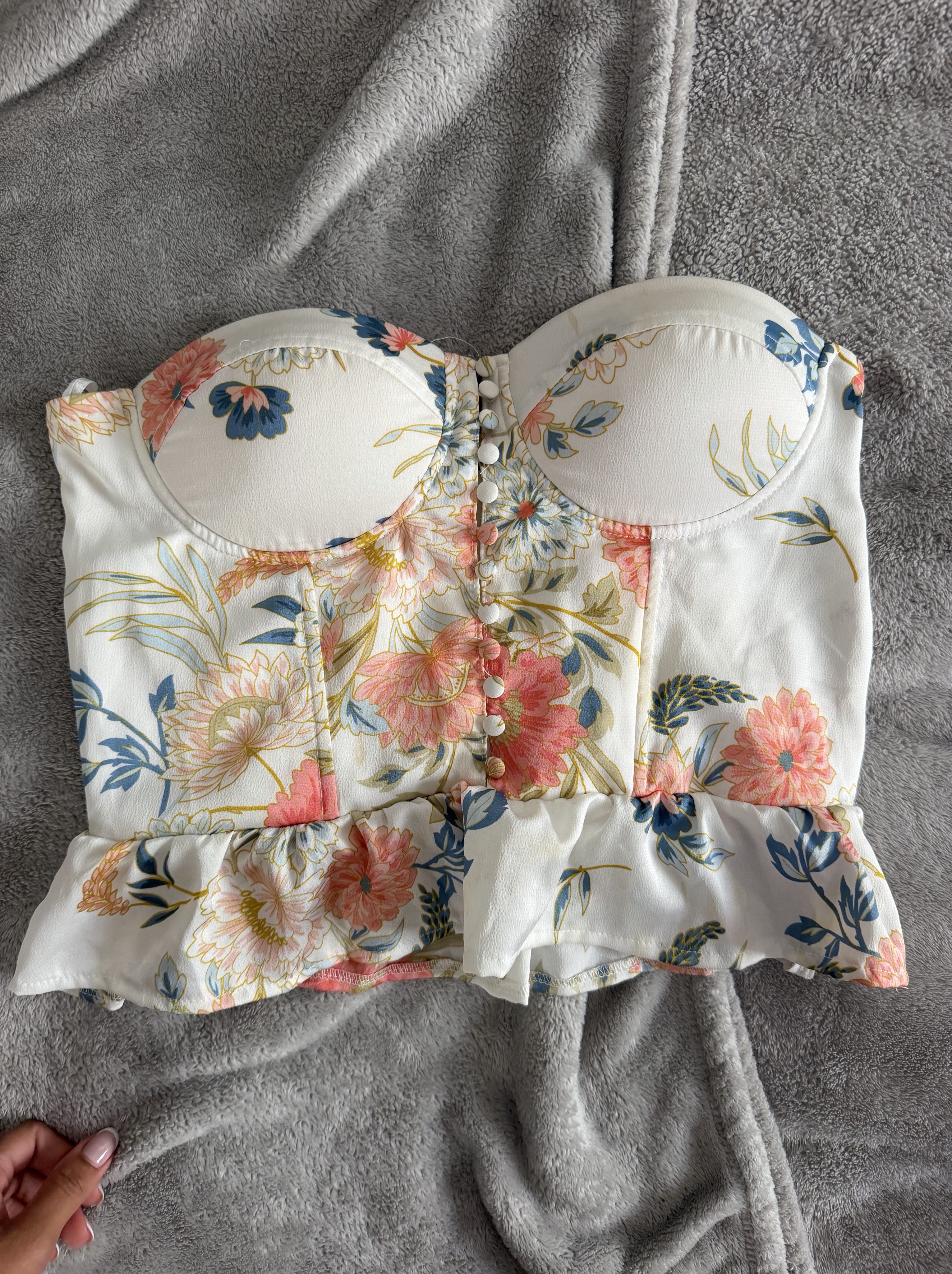 Super down revolve strapless, blouse, floral white size small
