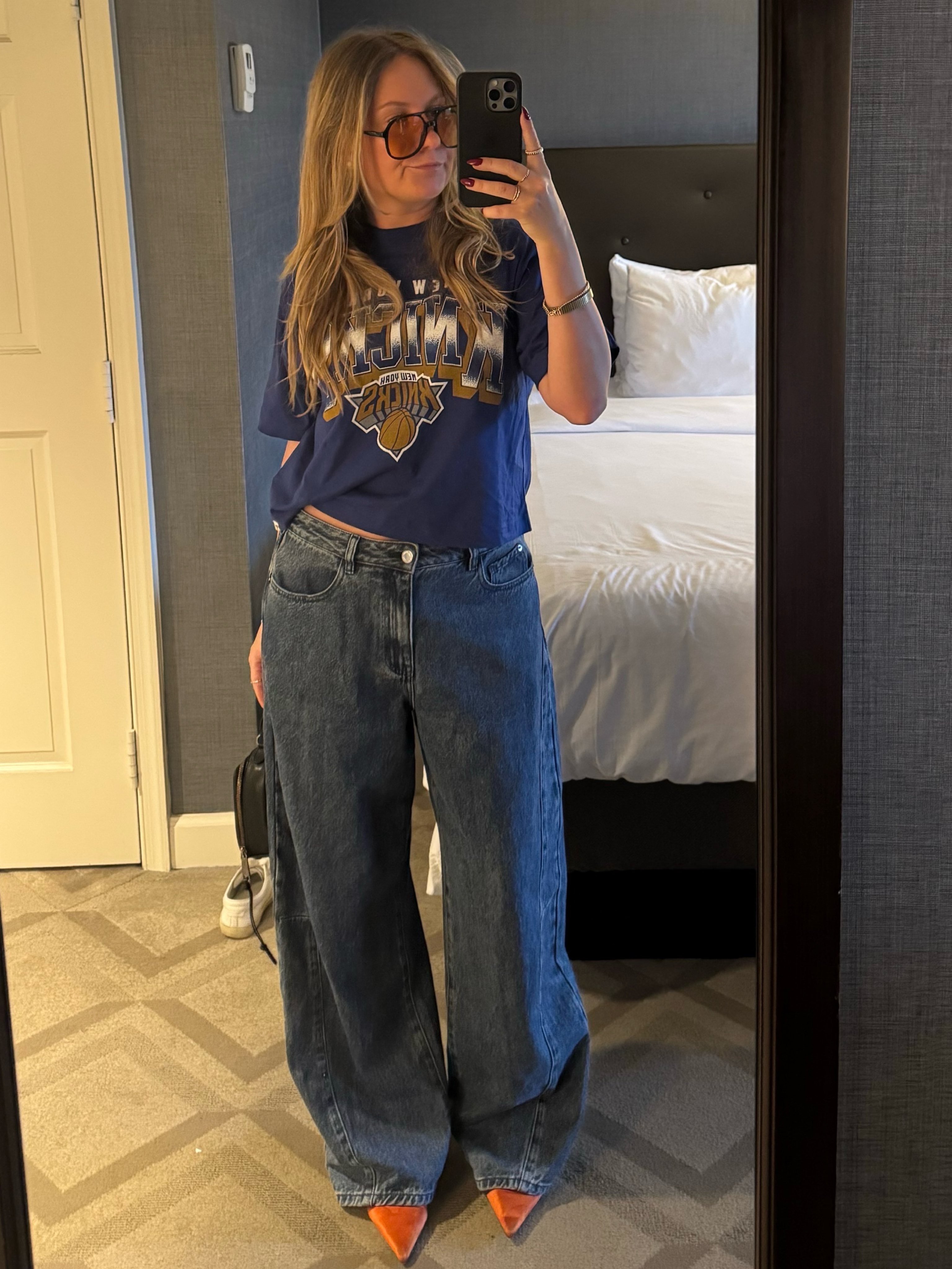 New York Knicks Cropped Tee by '47 Brand - Pickle