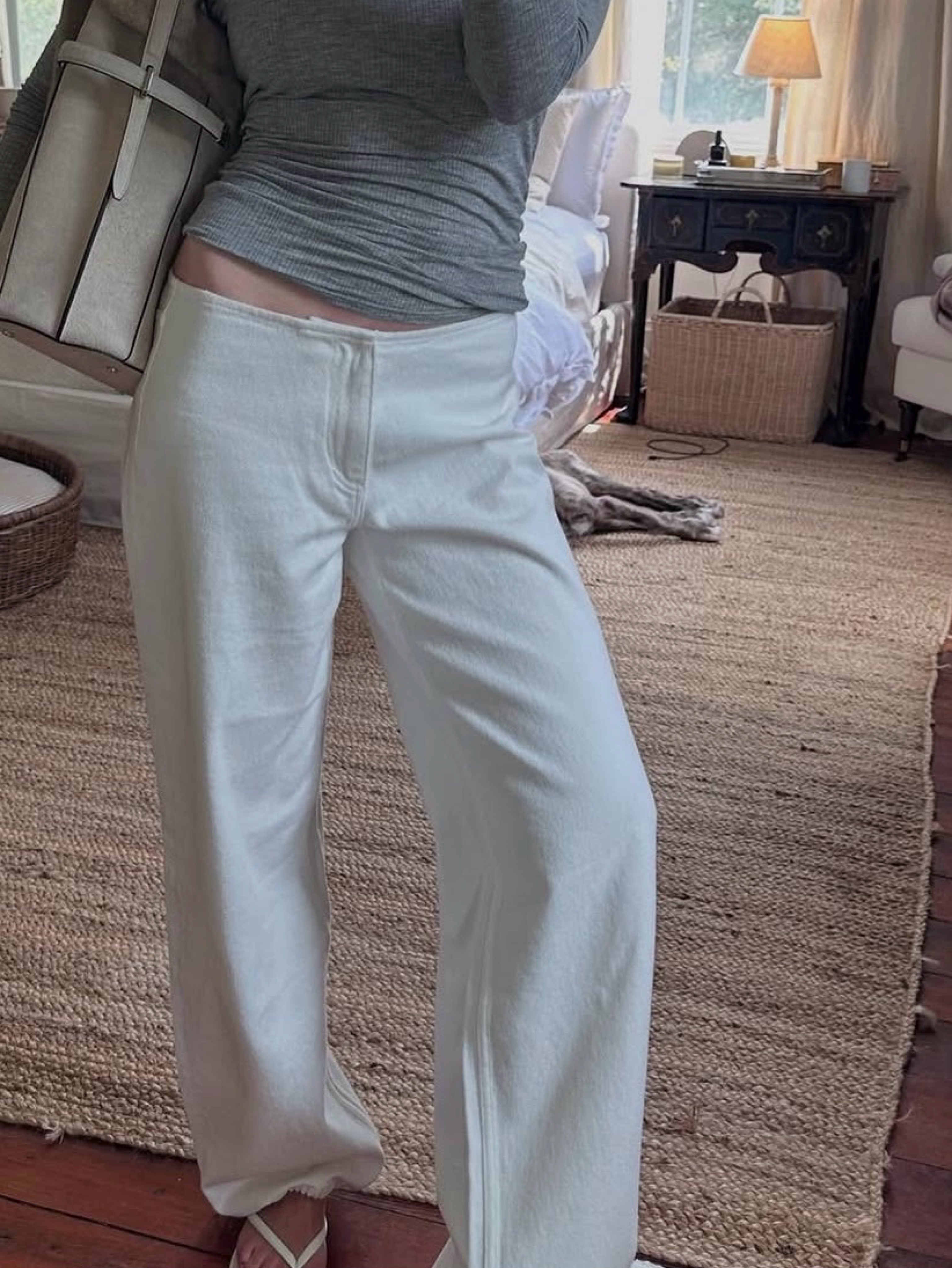 Independent designer Still here sport jeans 26 milk available to rent