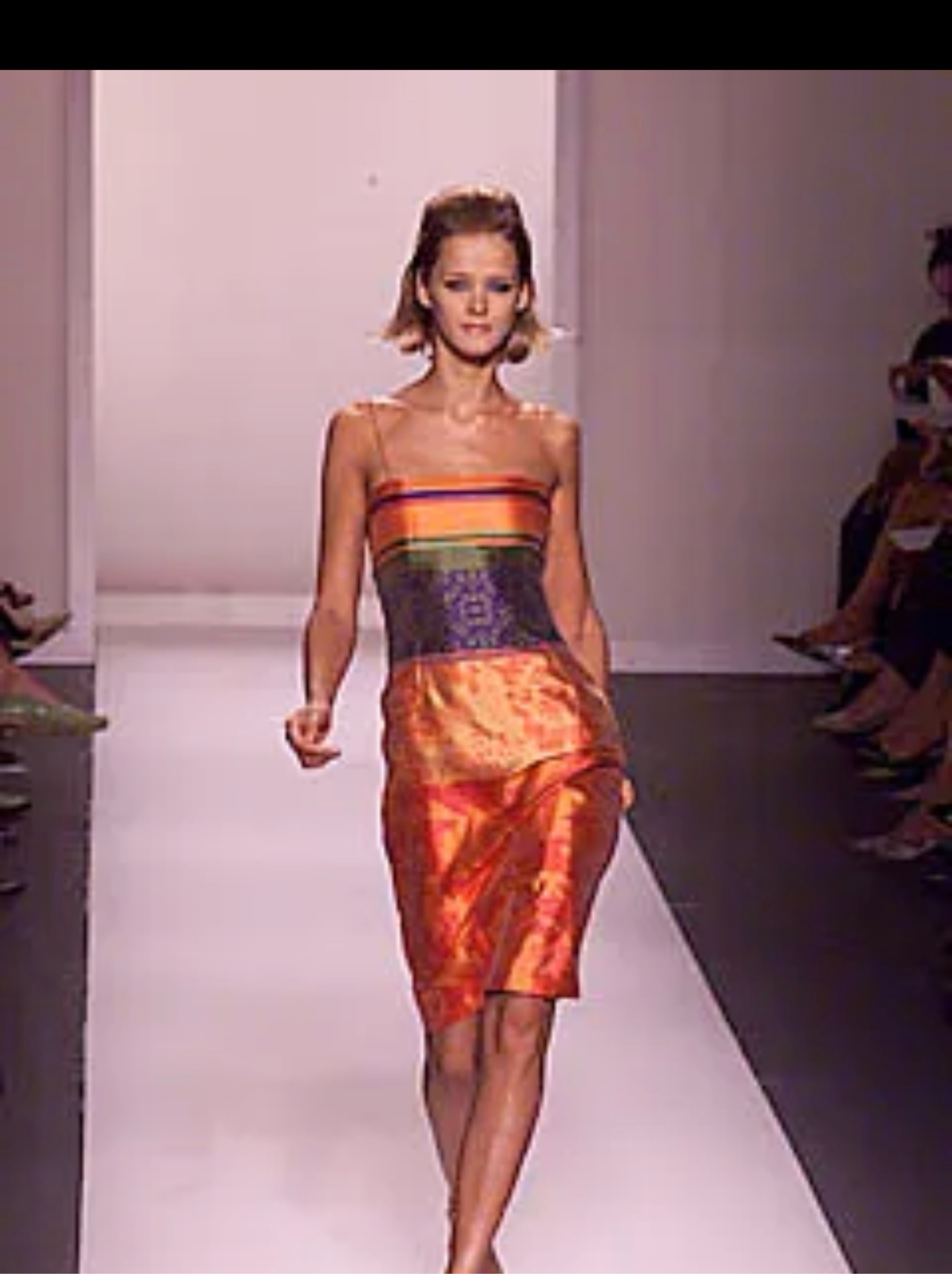 Oscar de la Renta Spring 2001 Runway Silk Dress