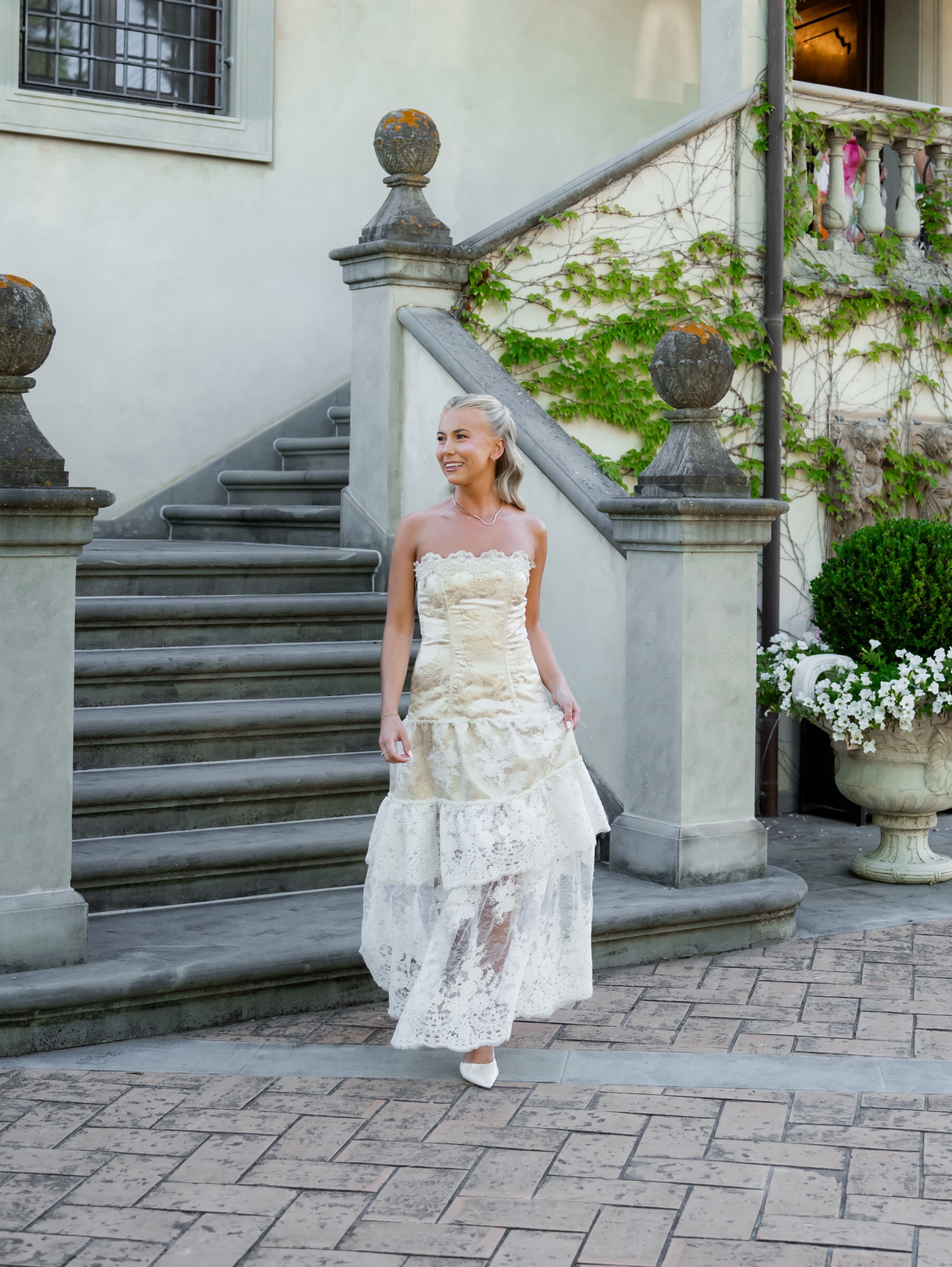 cream and gold lace dress ELEGANT TWO TONE GOLD AND CREAM LACE DRESS BY CHOKLATE PARIS Medium