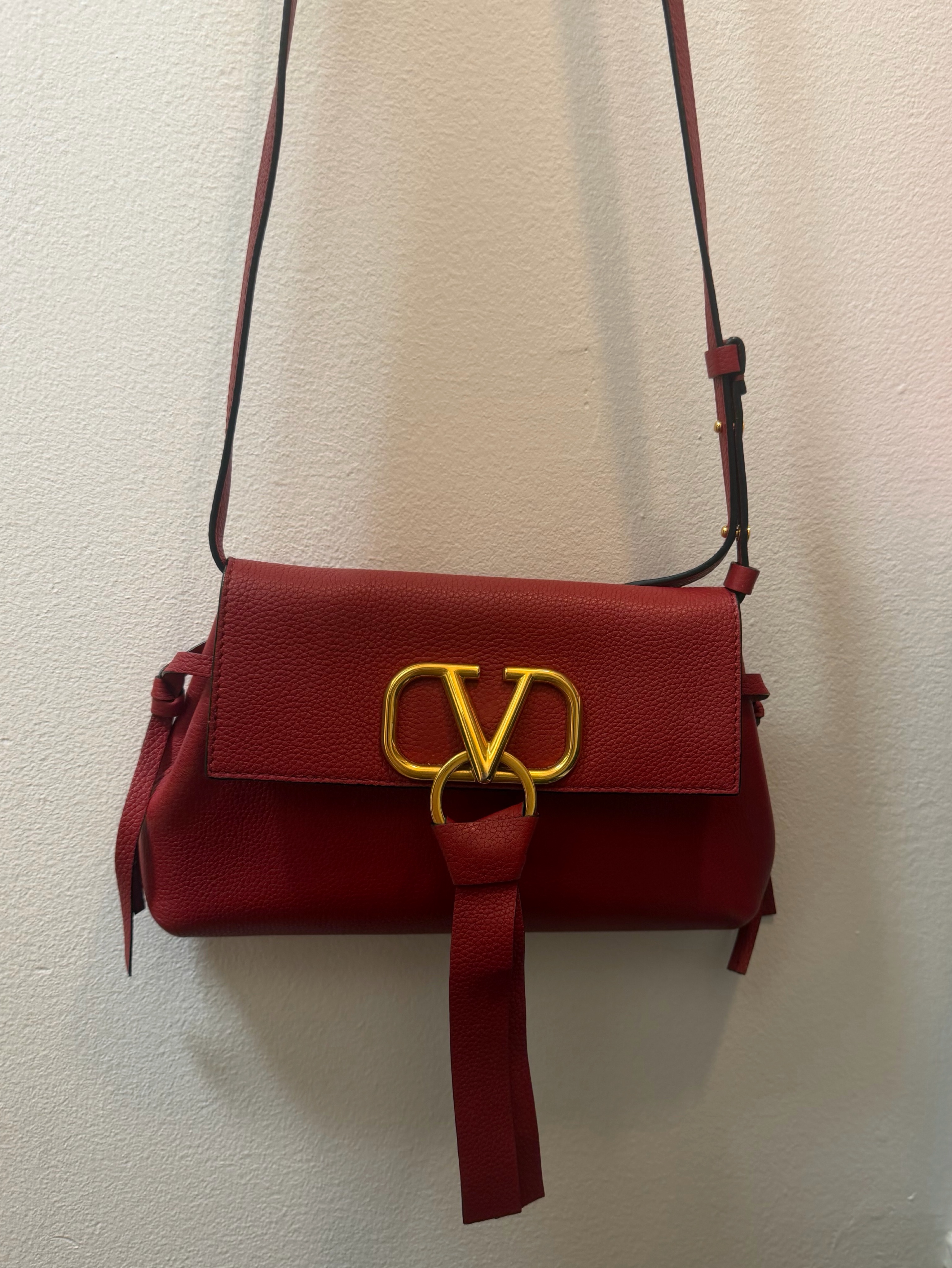 Valentino Red Leather Crossbody Bag by Valentino - Pickle