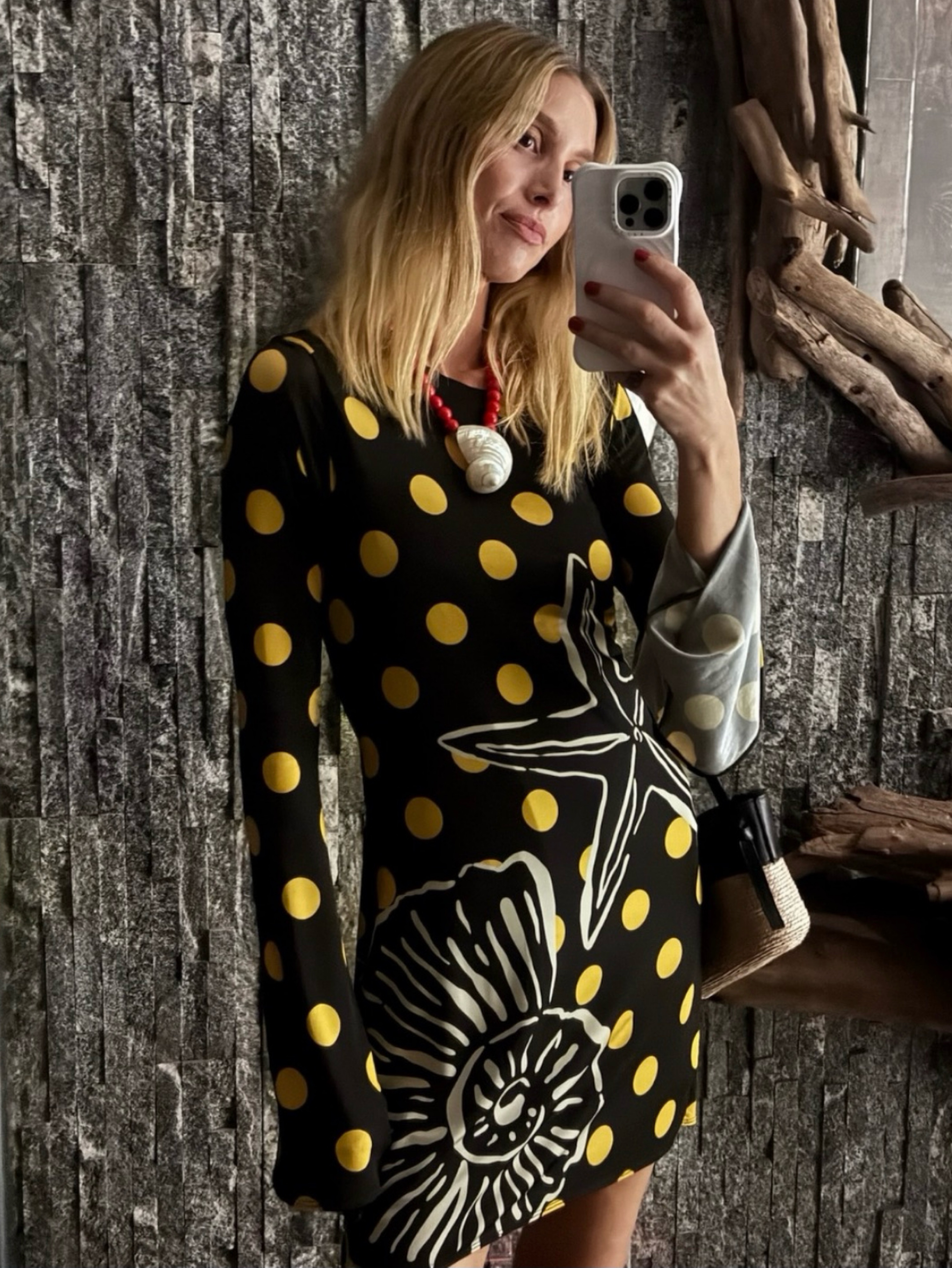 black and gold polka dot dress 🐝 Cala de la Cruz Maisha Graphic Mini by Cala de la Cruz Size:S (UK 8) cf-size-us-18 Crafted from durable polyester How To Wear A
