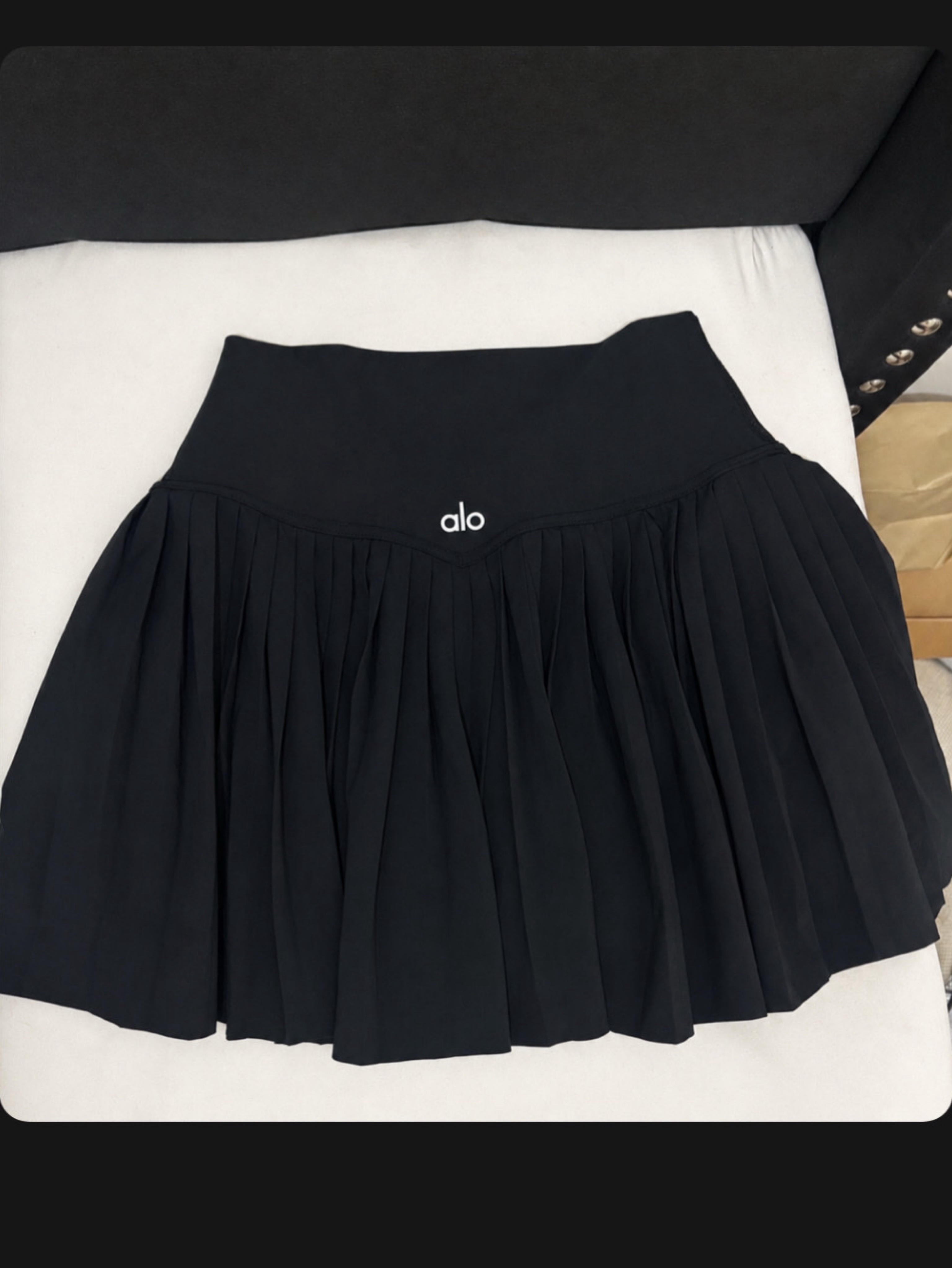 Alo Yoga Black Pleated Mini Skort