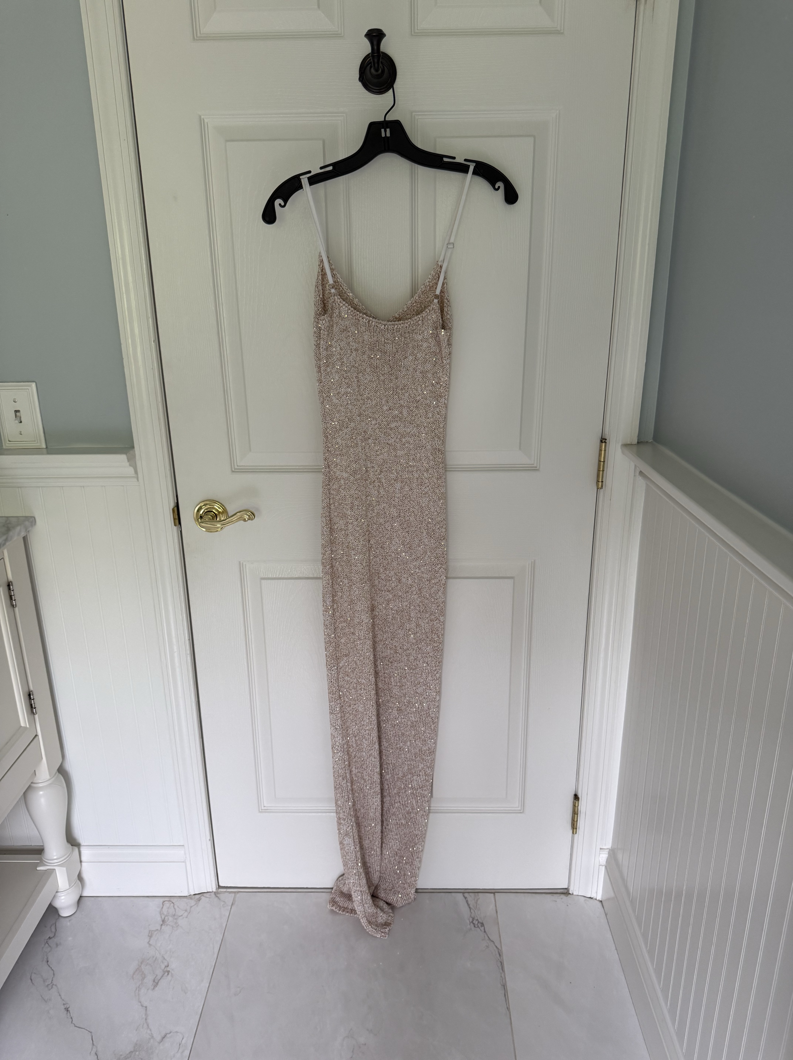 bec and bridge champagne dress The BEC + BRIDGE Kara Champagne Maxi has arrived. Now available to hire secure it for your next event xx #dresshiresydney #sydneydresshire #rentaldresses #sydneydresses