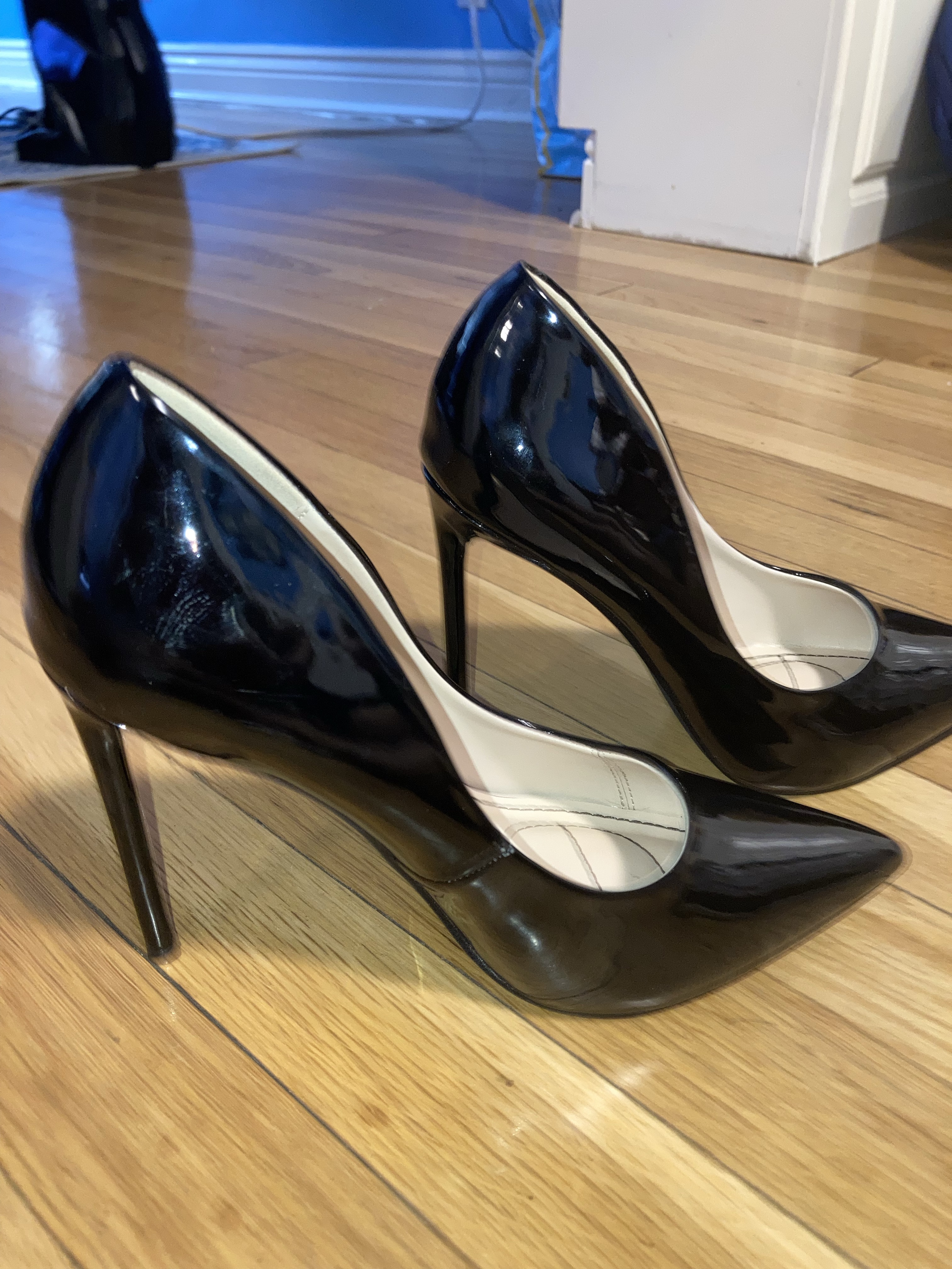 Classic Elegant Black Heels (7.5)