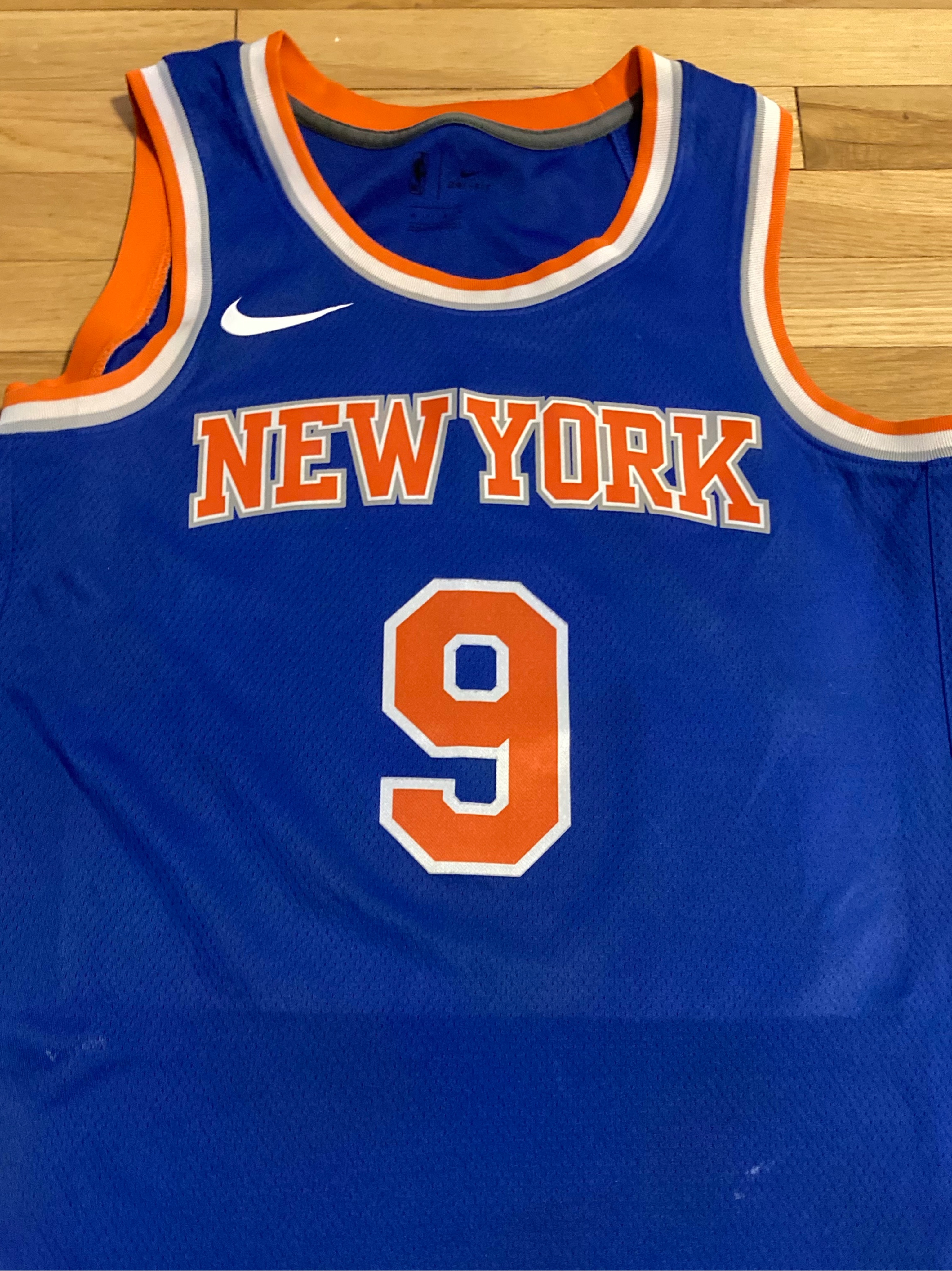 Authentic NY Knicks Sleeveless Jersey (L)