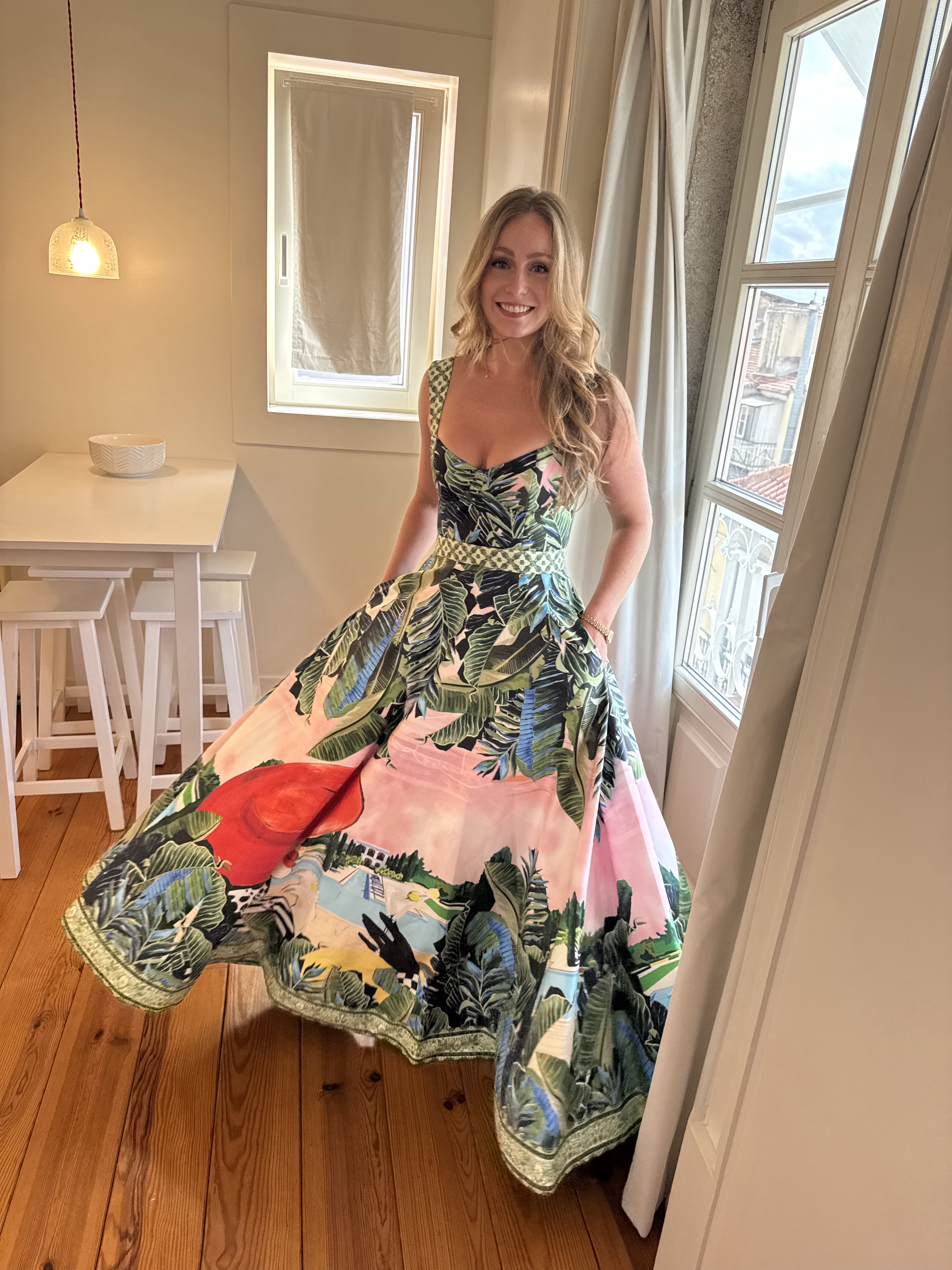 Buy Alice & Olivia Dresses - Pickle Buy Alice & Olivia Dresses - Pickle