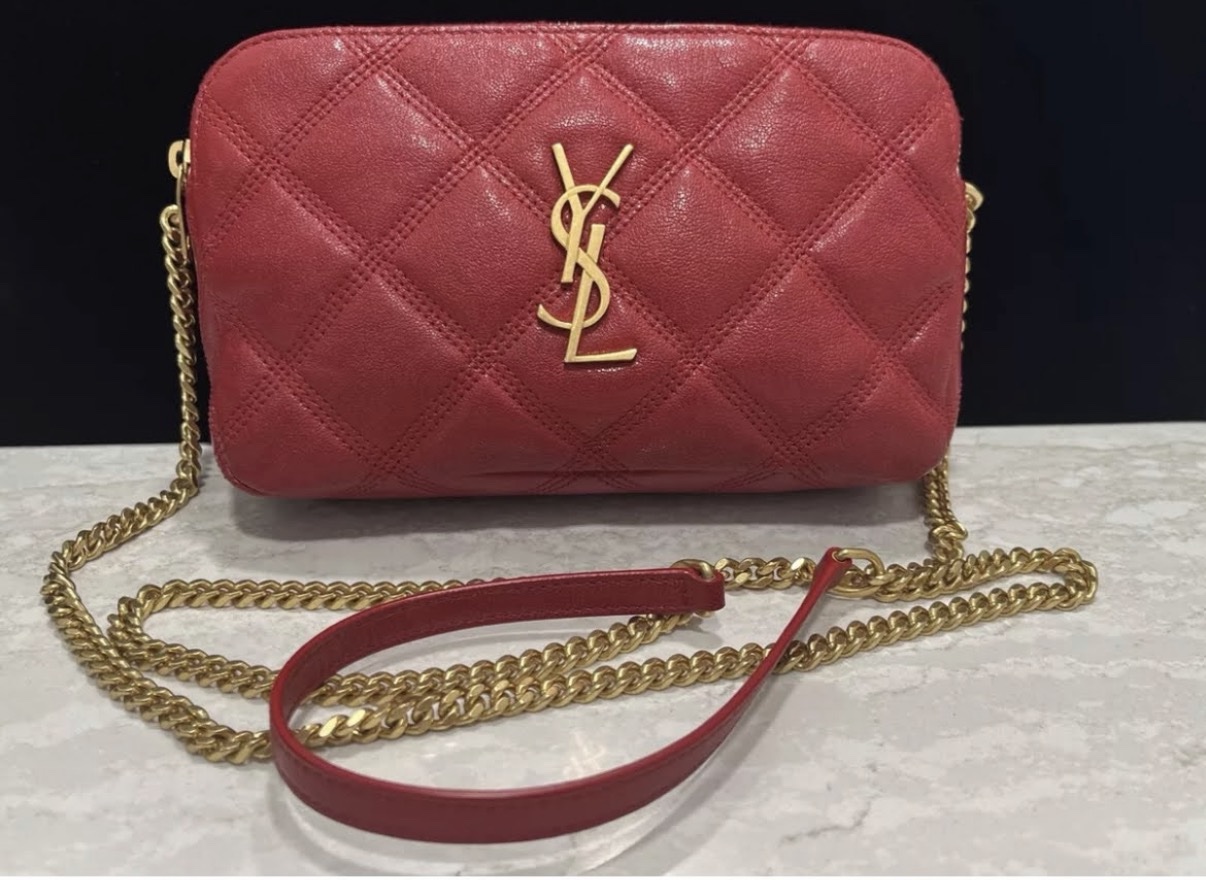 テリー様♡SAINT LAURENT レッドショルダーバッグ YSL Red Quilted Leather Crossbody Bag by Saint Laurent - Pickle