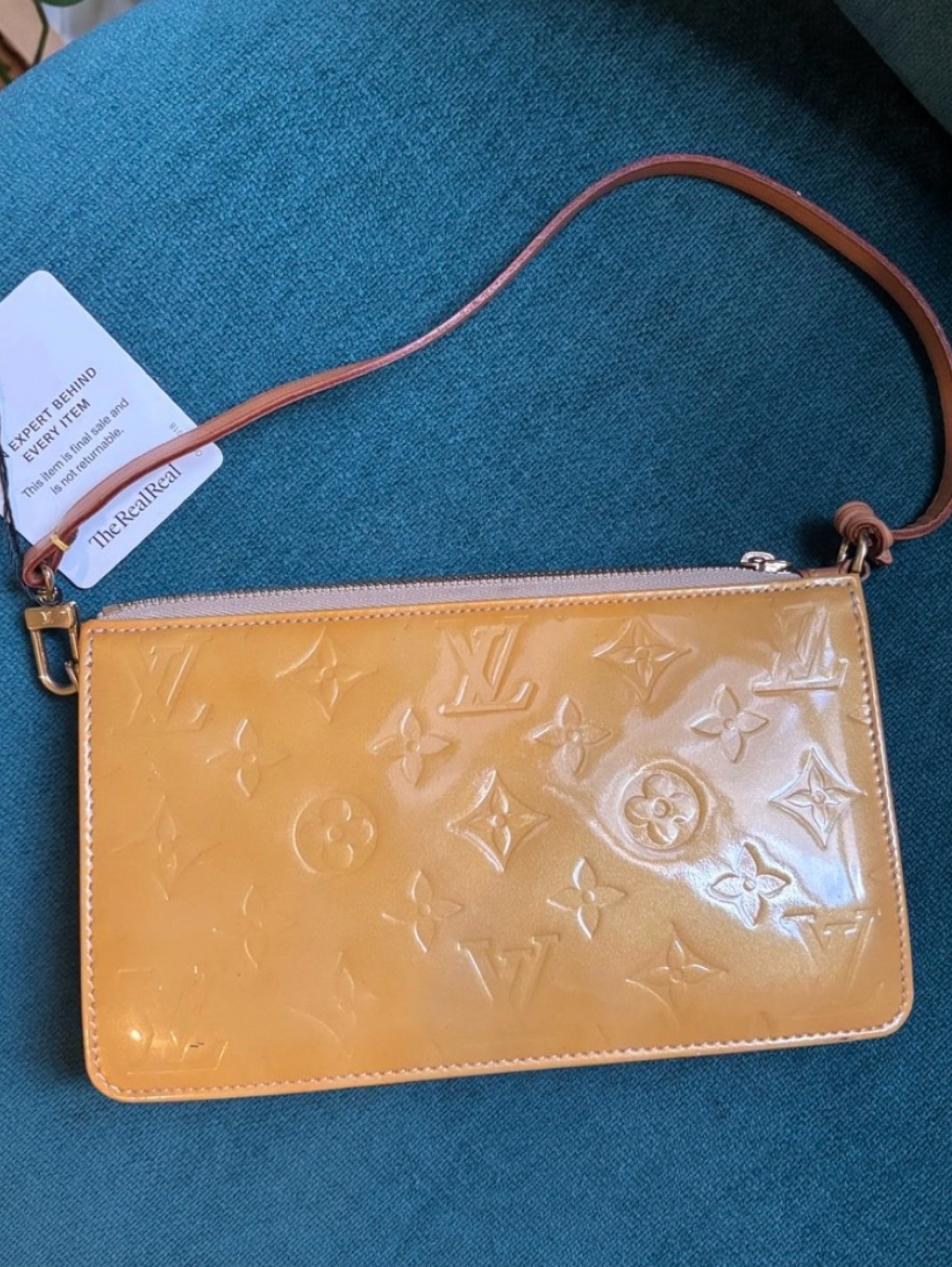 Louis Vuitton Vernis Lexington Pochette in Yellow