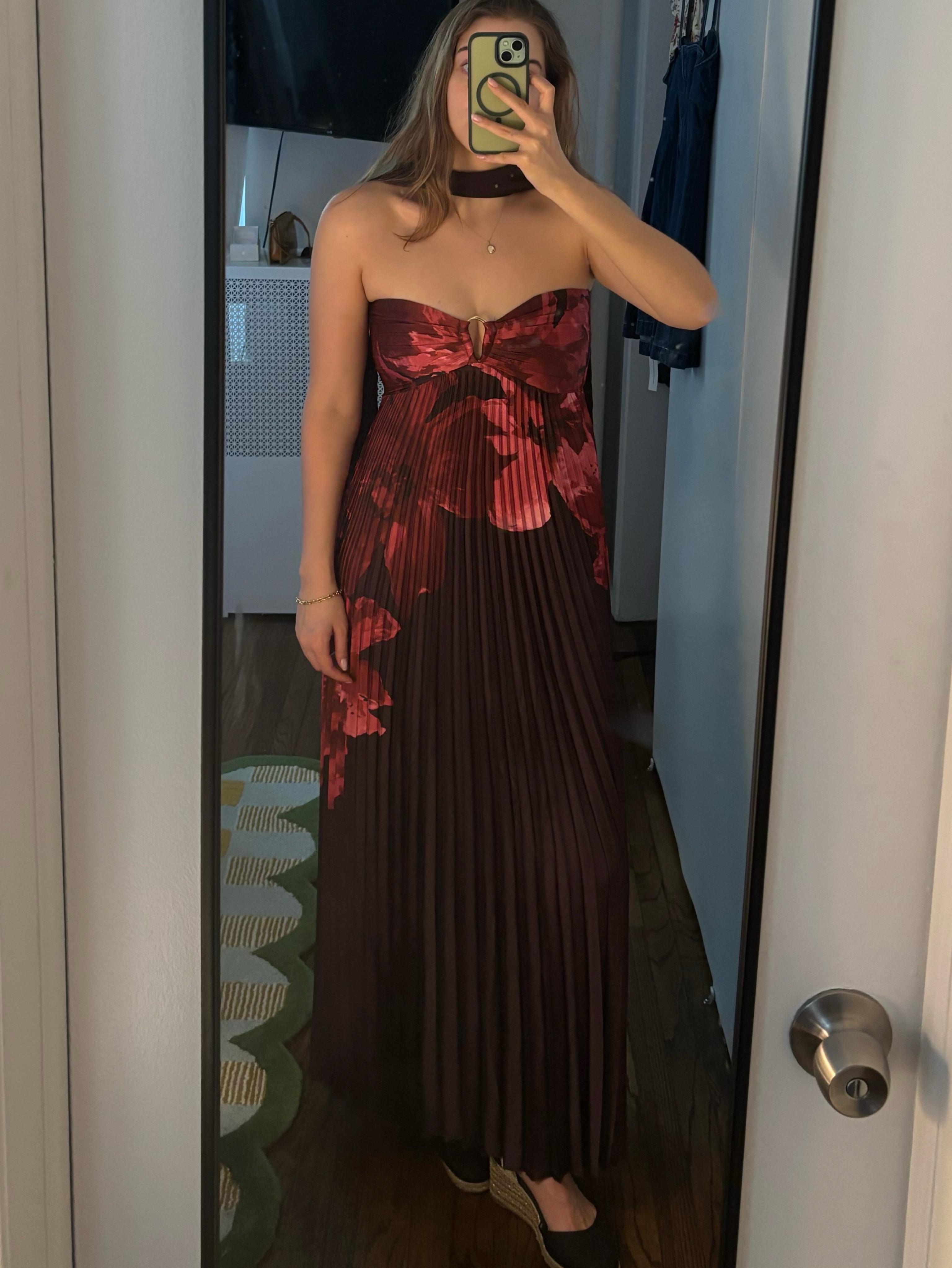 petite semi formal dresses Short Sleeve Sequin Short Semi-Formal Dress Shoulder Prom Dress featuring Color:Blue Brown Floral feminine 12 Black women wearing
