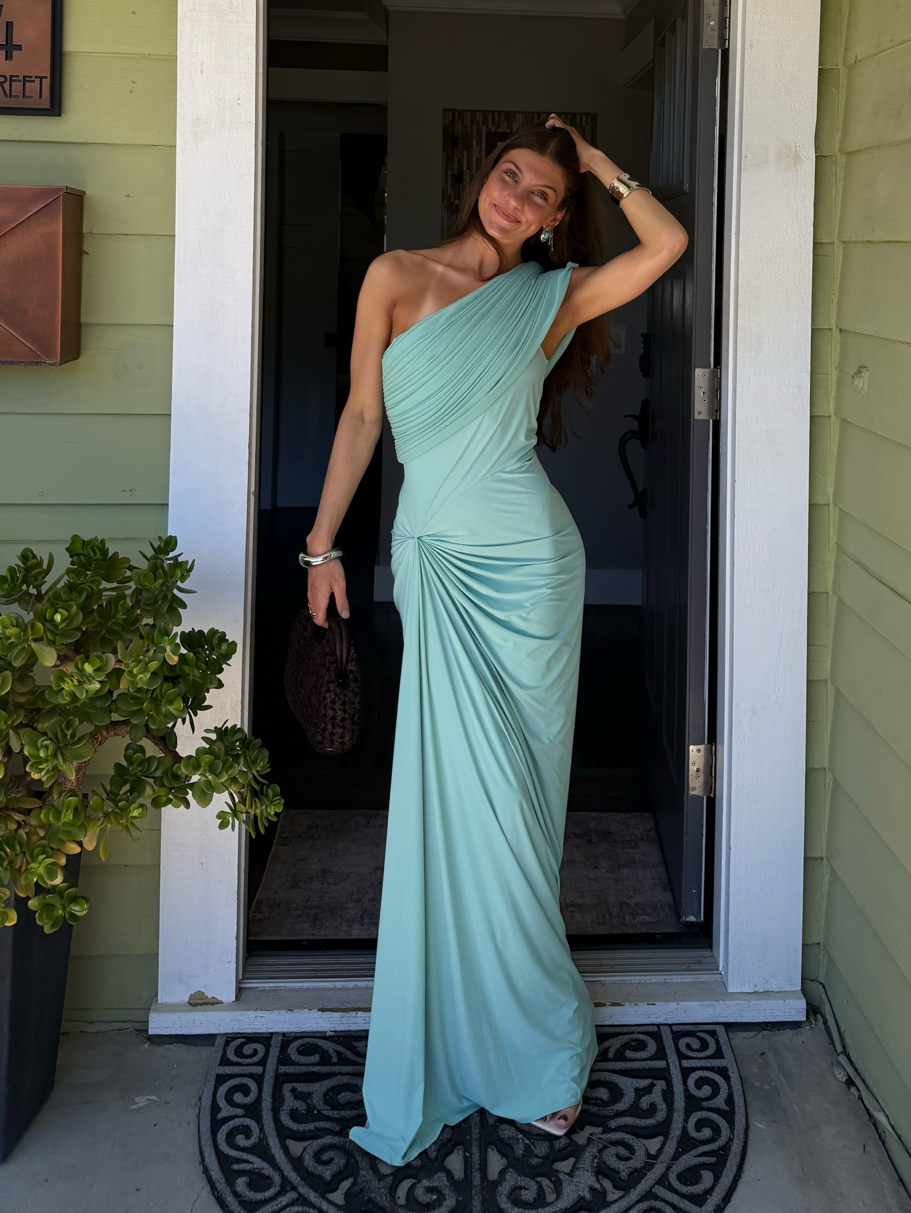 where to buy long dresses Maxi | Formal, Evening & Black-Tie Styles | Club L London Club L London with a side slit for an alluring touch and fluid movement Red Chiffon dress | Red