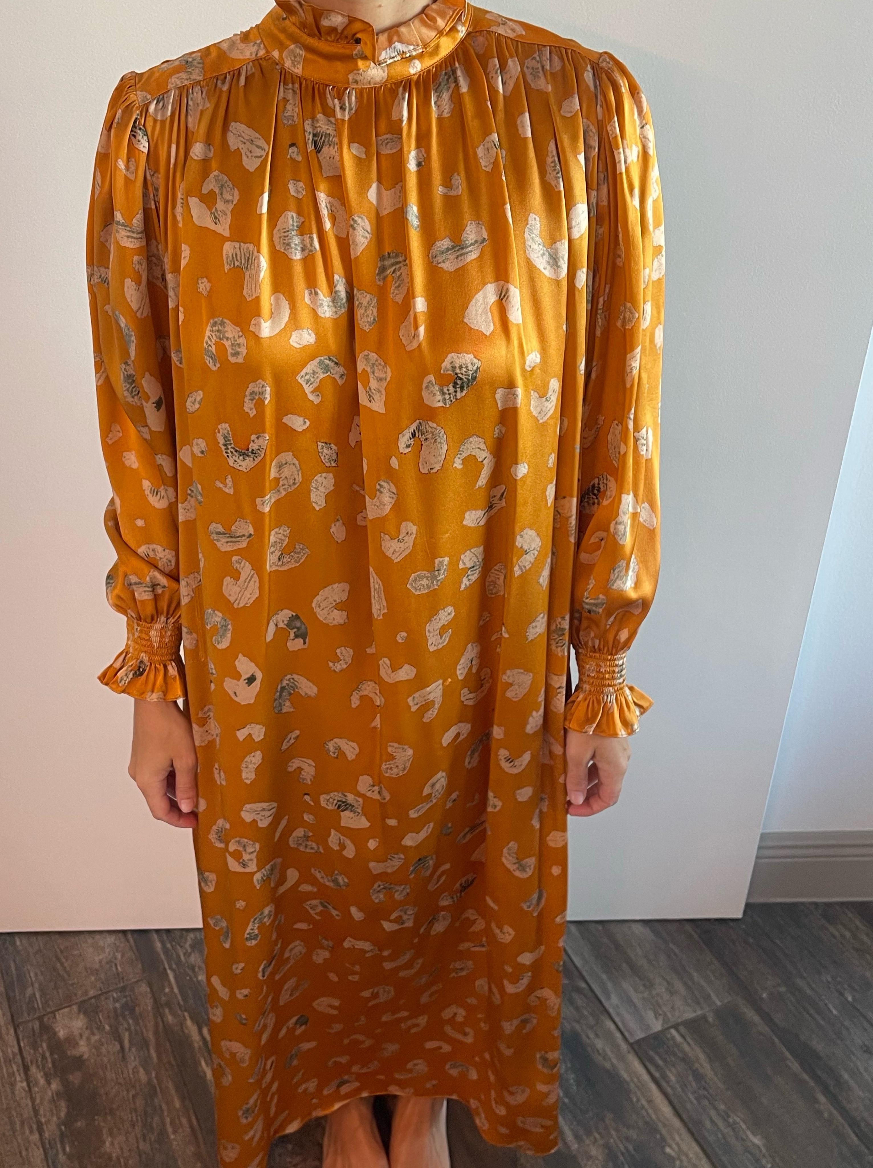 Orange Leopard Print Puffed Sleeve Midi Dress