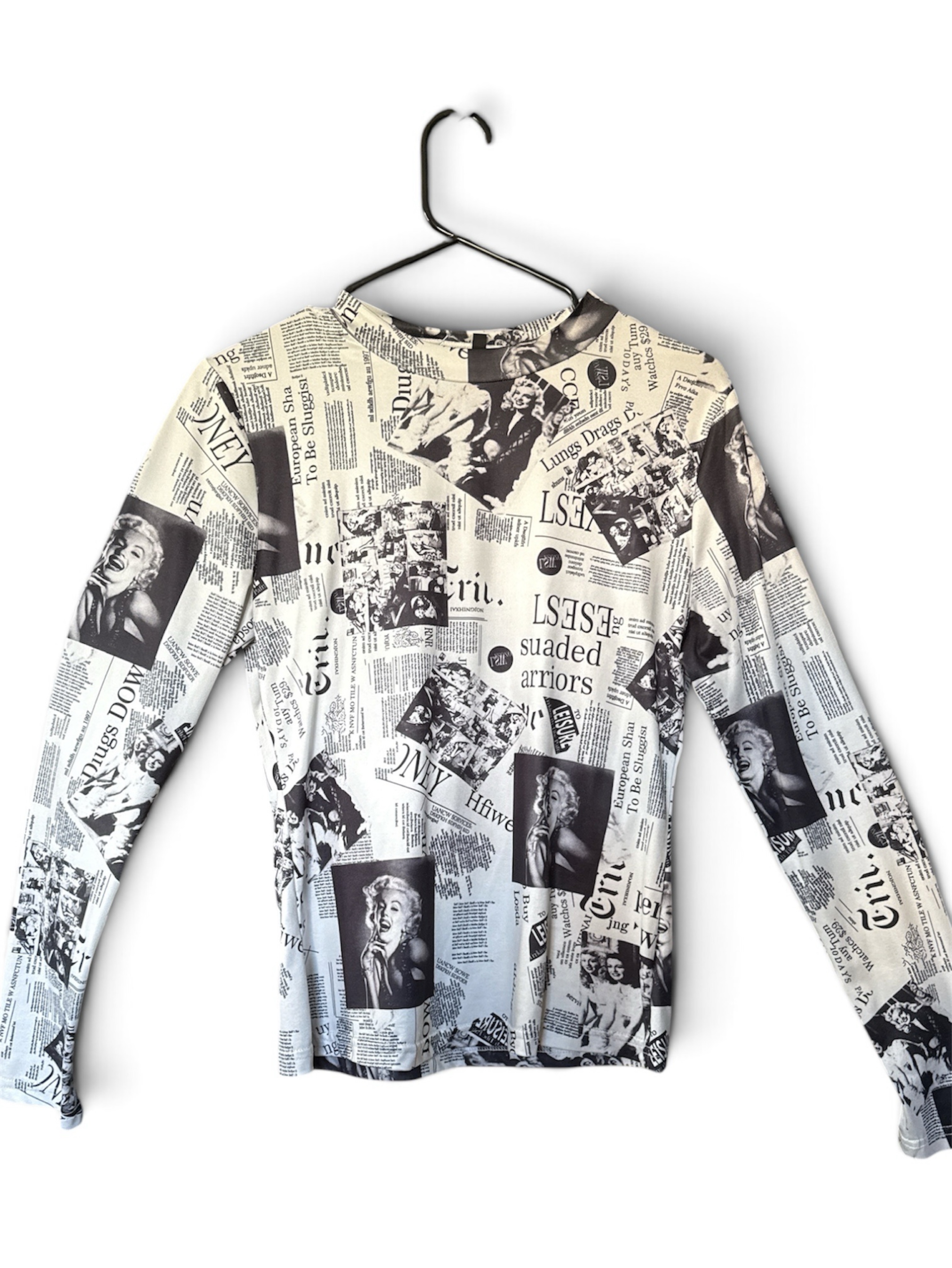 Marilyn Monroe newspaper print tee long sleeve round neck-size L