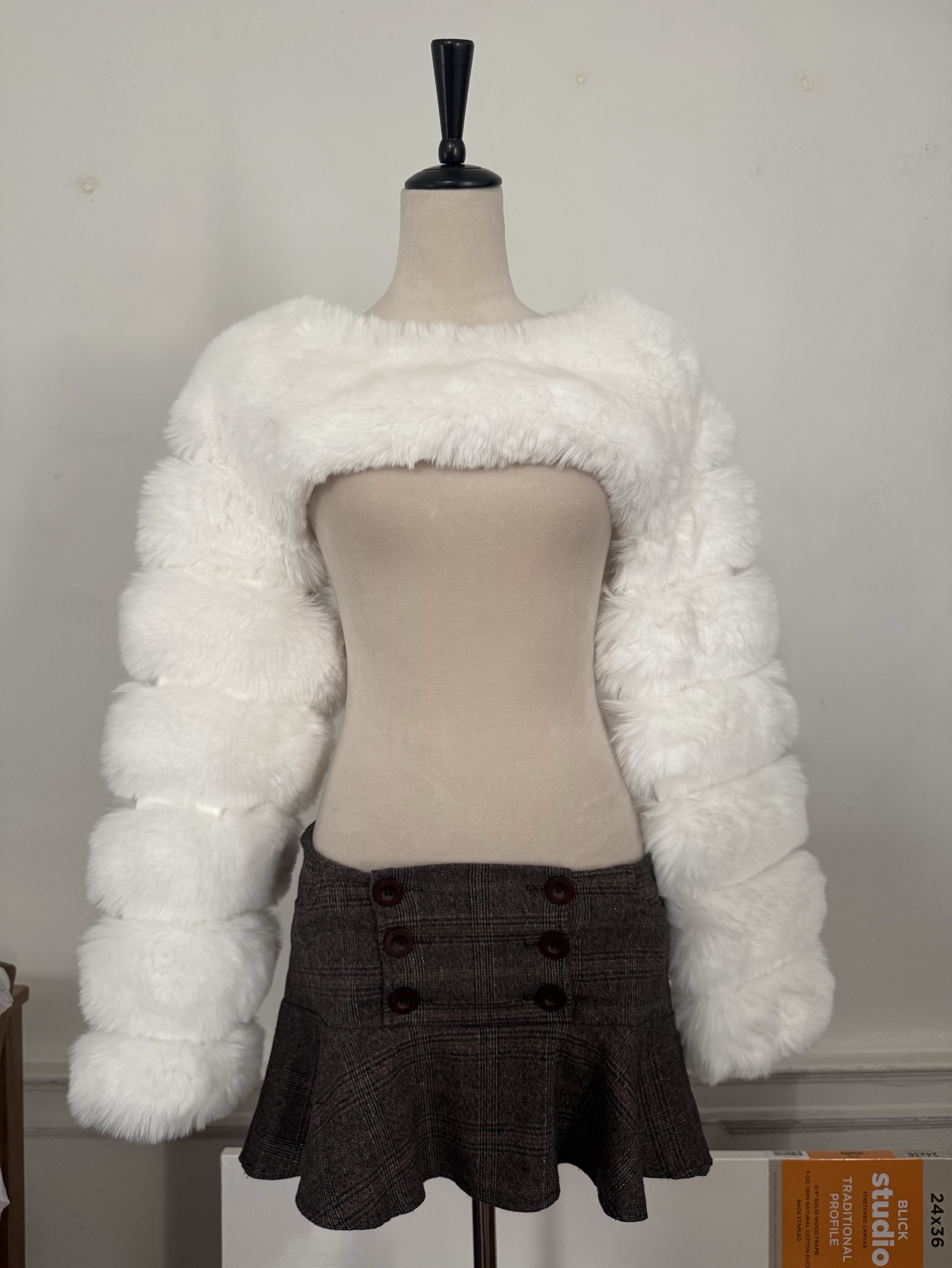WoWo Paris White Faux Fur Bolero Jacket