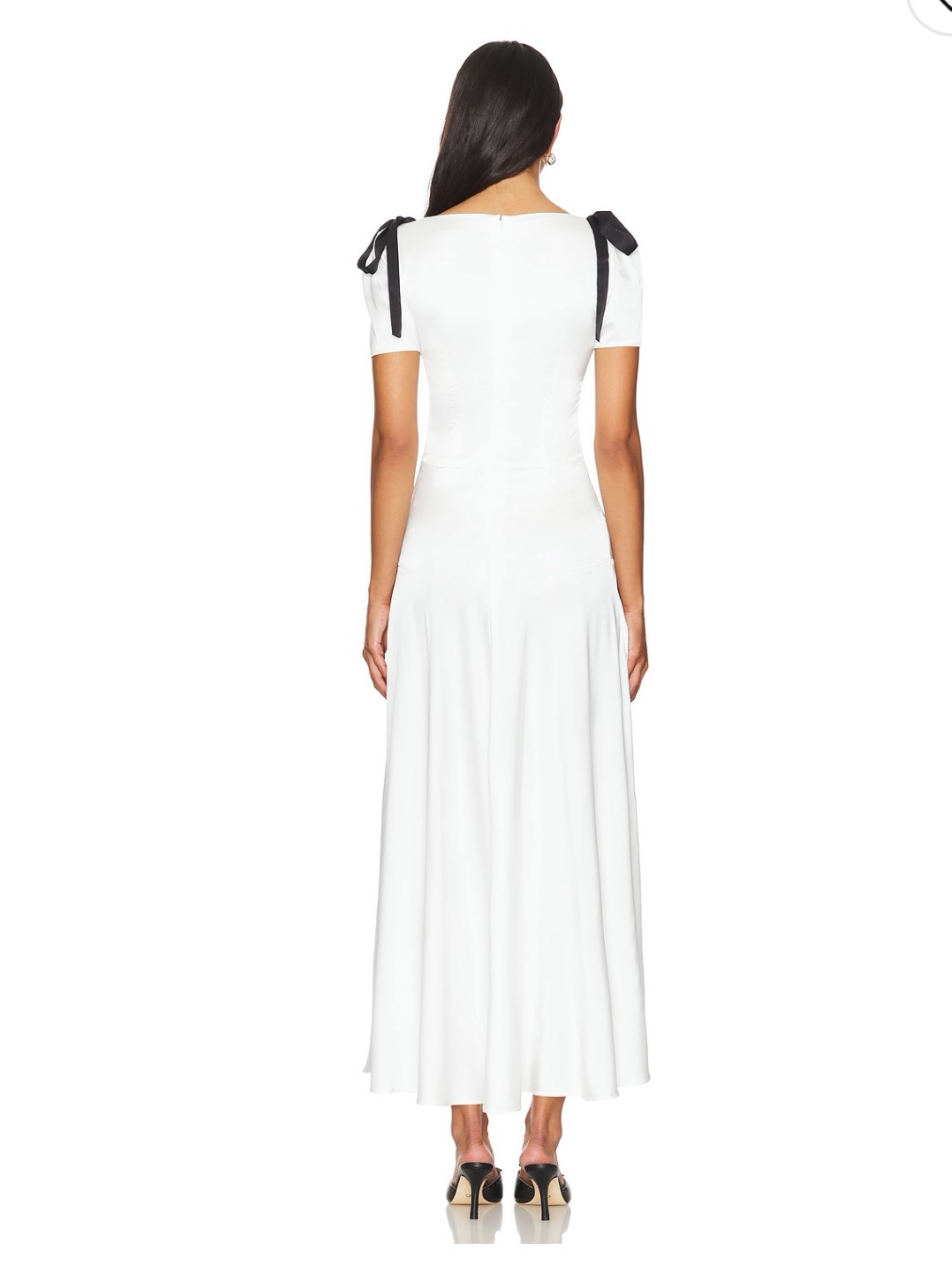 lioness white maxi dress Lioness Heavenly Maxi Dress | Off White | Size XXL