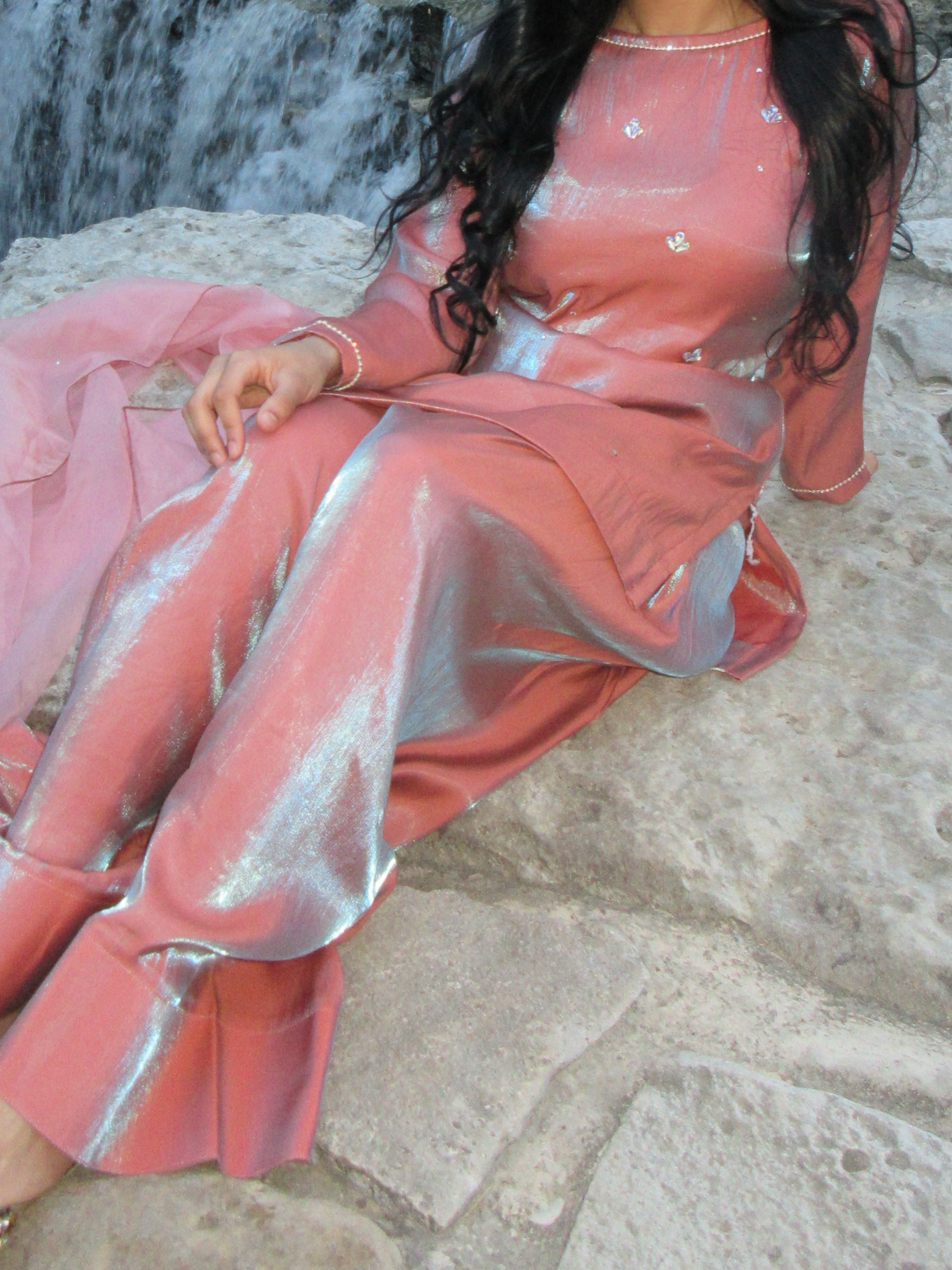 Iridescent farshi shalwar outfit 3 piece