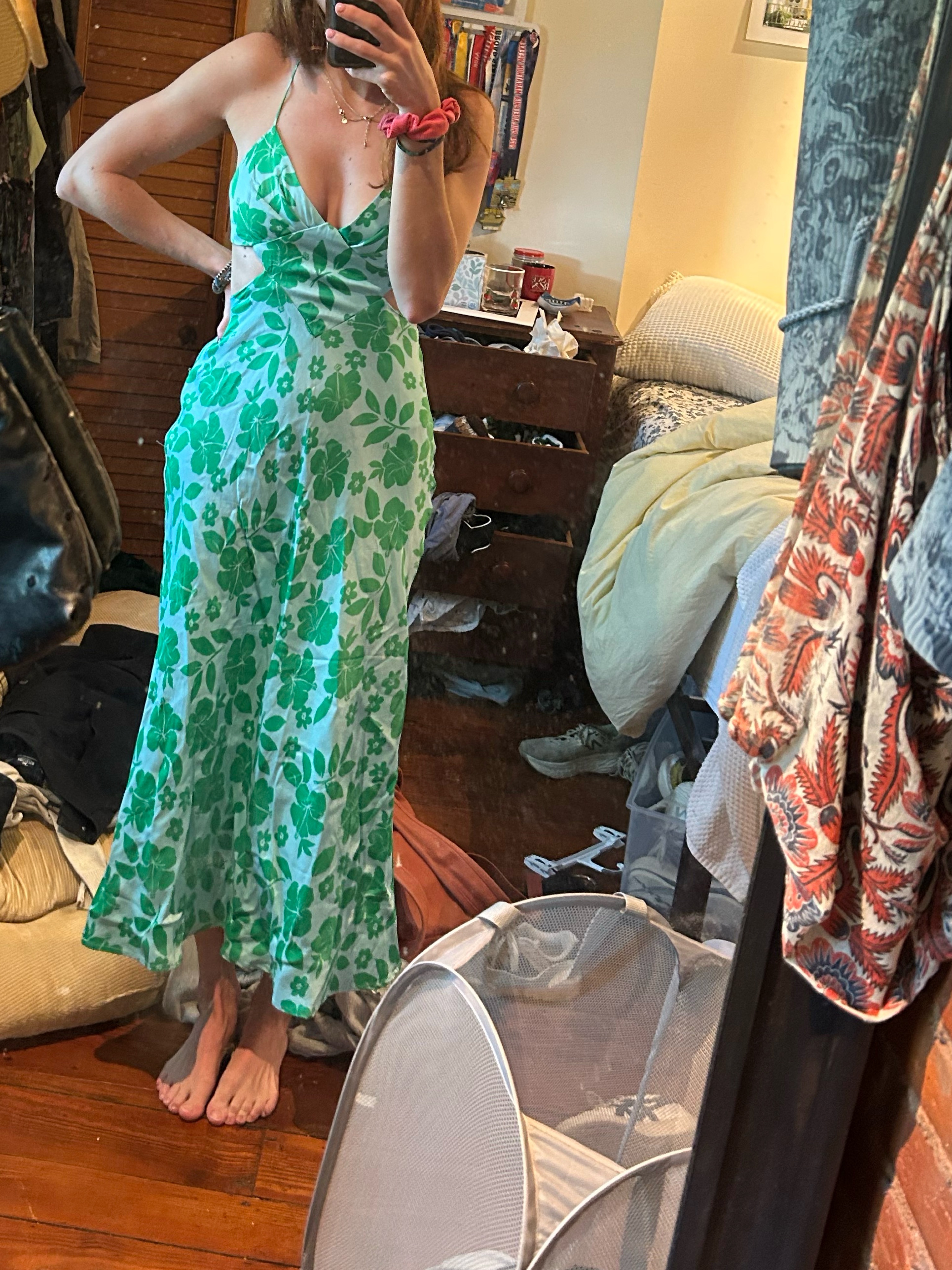 green floral dress zara White and Purple Dress- Size S The Saved Collection Dress with a straight neckline and crisscross straps at the back Zara The Angel Prairie Floral