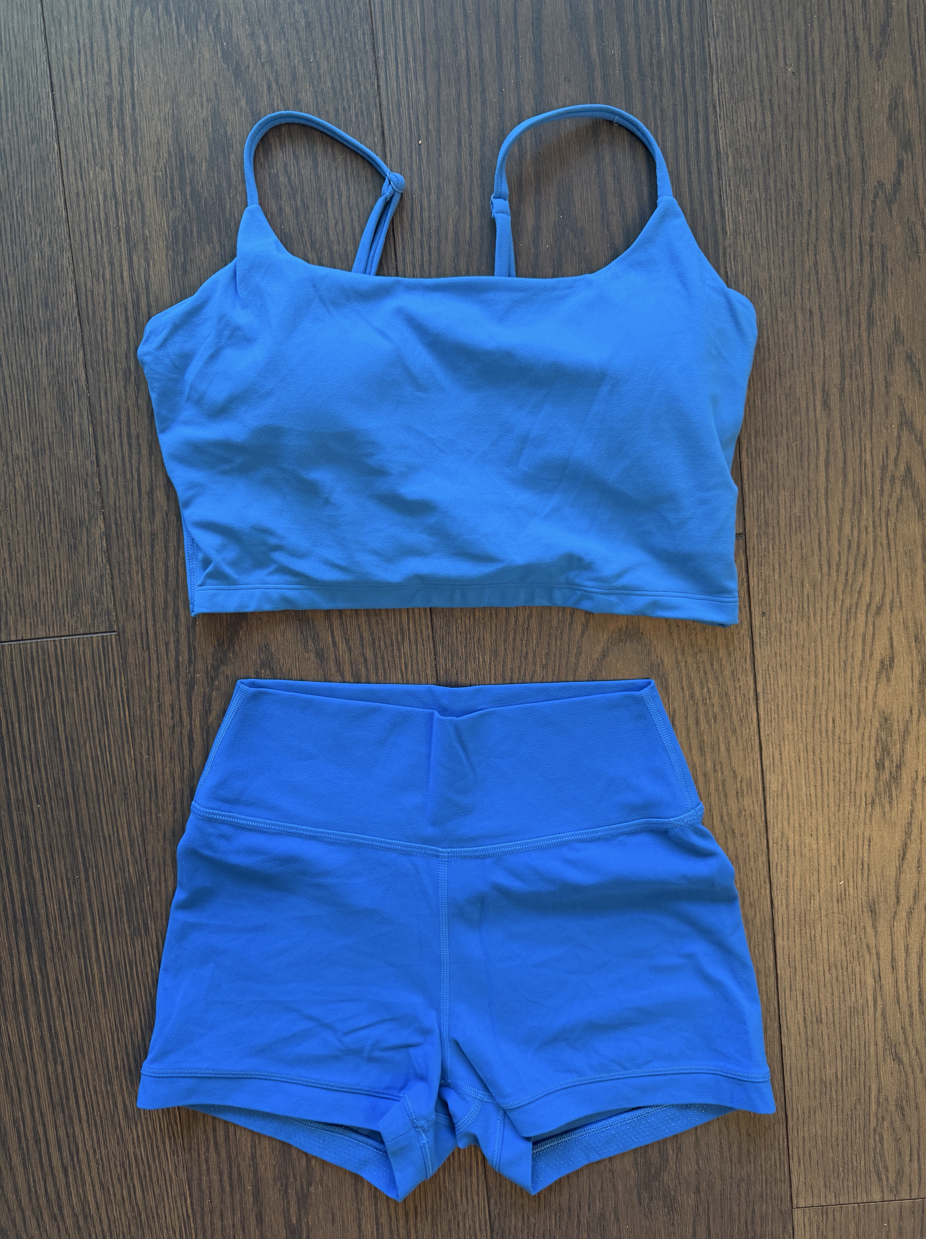 Glowmode FeatherFit Twisted Backless Bra and 2.5” Anti-Slip Biker Shorts Set Blue S/M