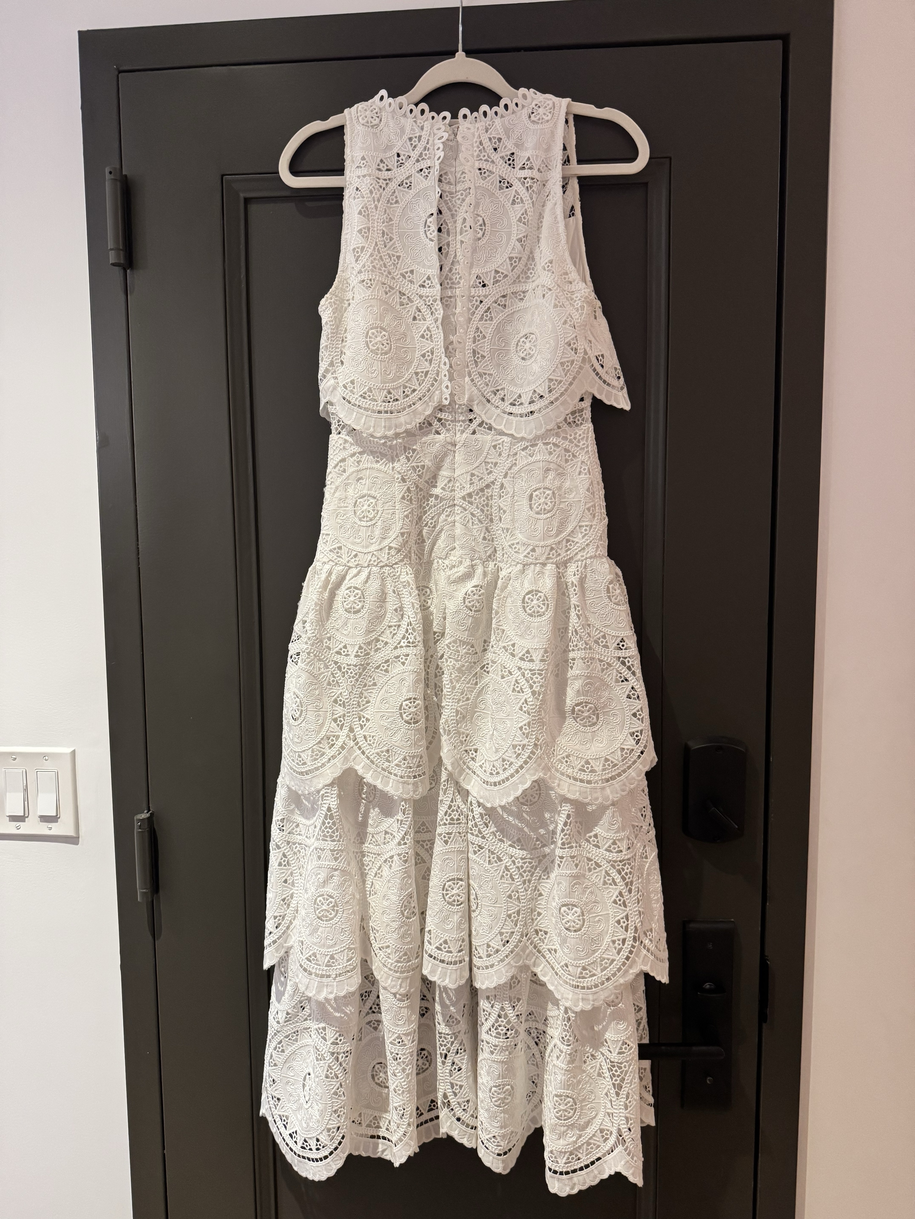 alexis lucila tiered lace midi dress Alexis | Dresses | Alexis Lucila Tiered Lace Midi Dress
