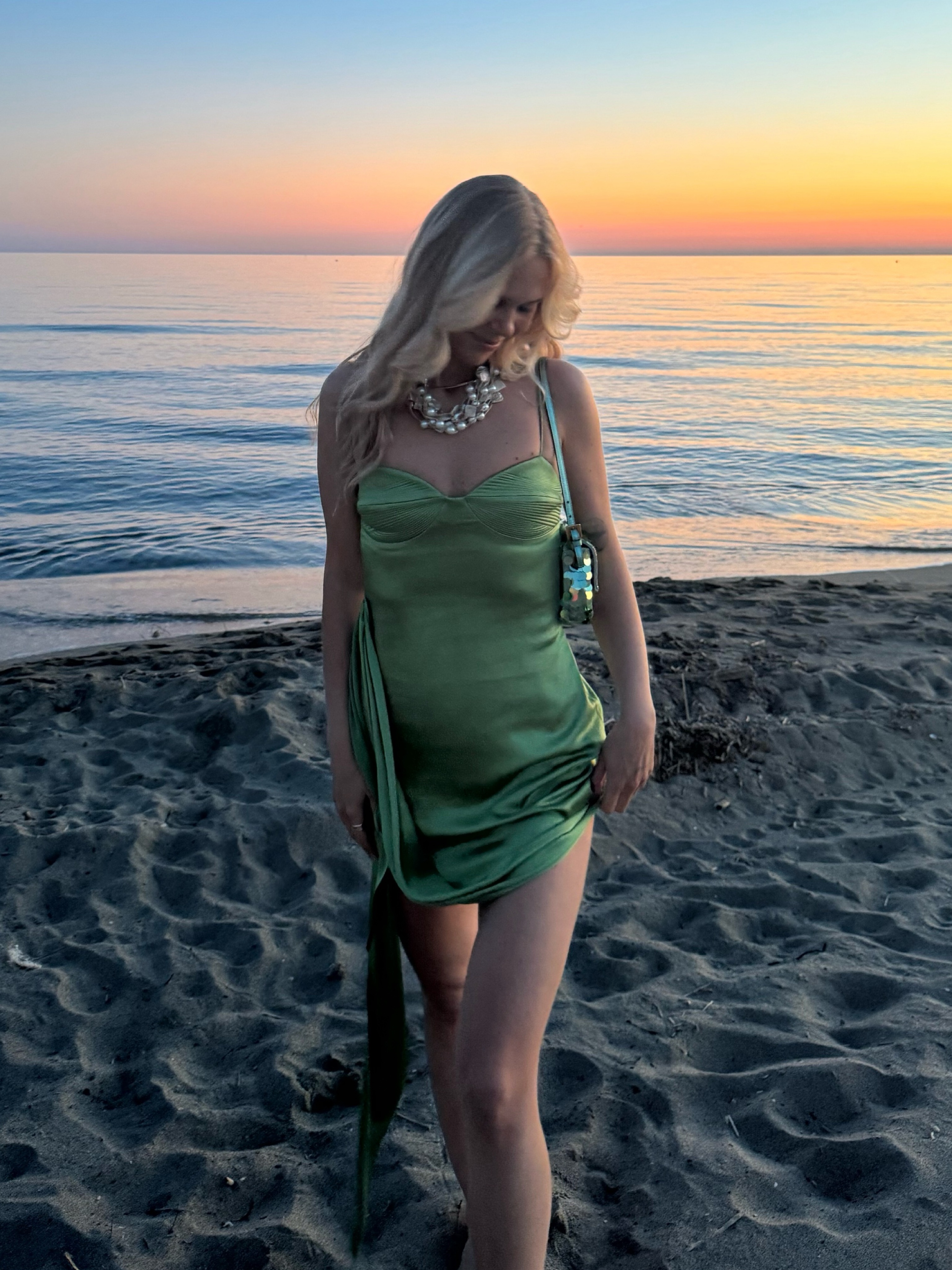 emerald green satin bridesmaid dresses Dress 2021 Halter Crepe Maxi Dress with Slit Nike Women's Victory Dress ALCHEMY DROP 1 Color:Snowflake Style Whether you’re petite
