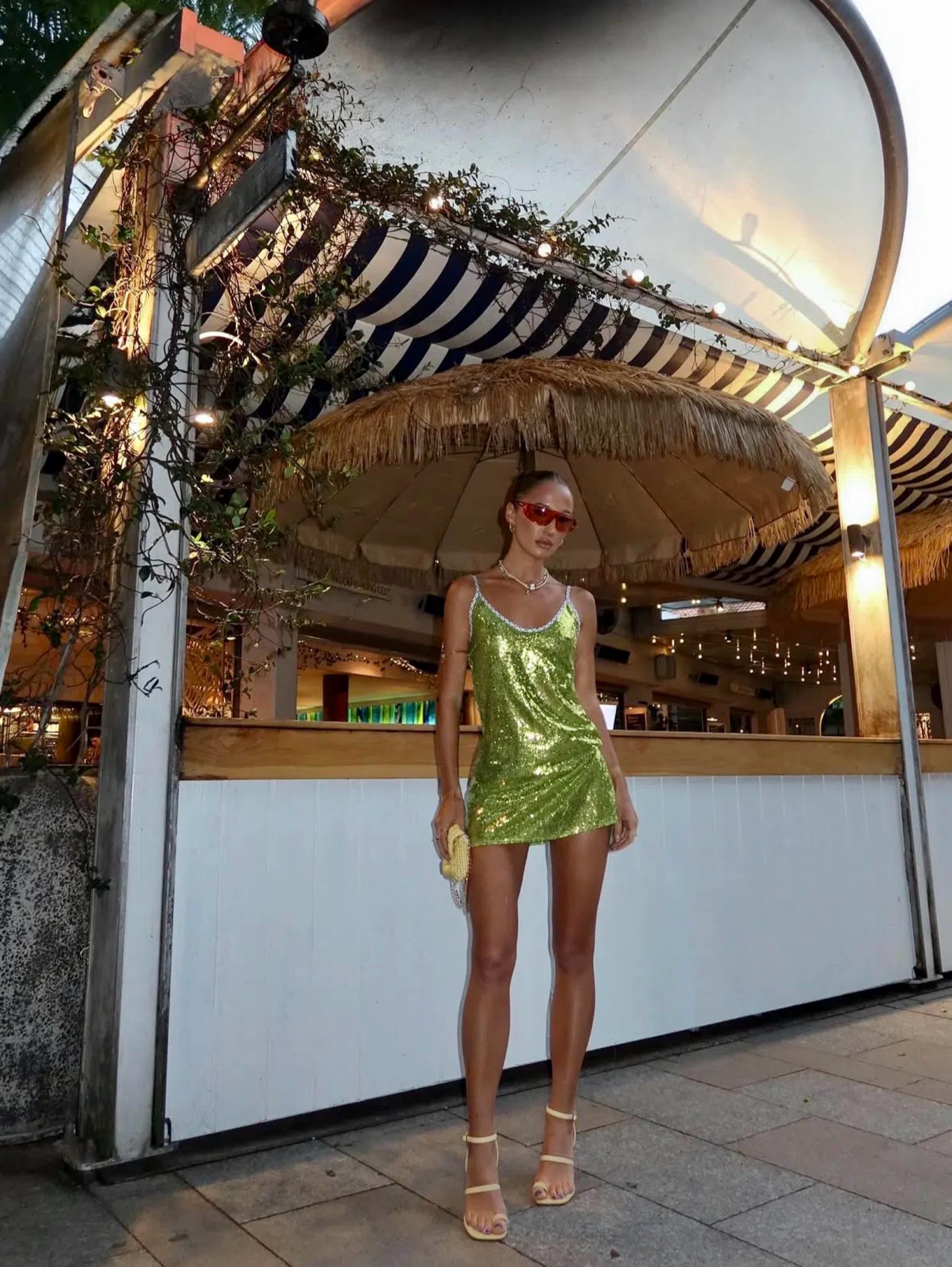 handover green sequin dress Handover green sequin dress by HANDOVER