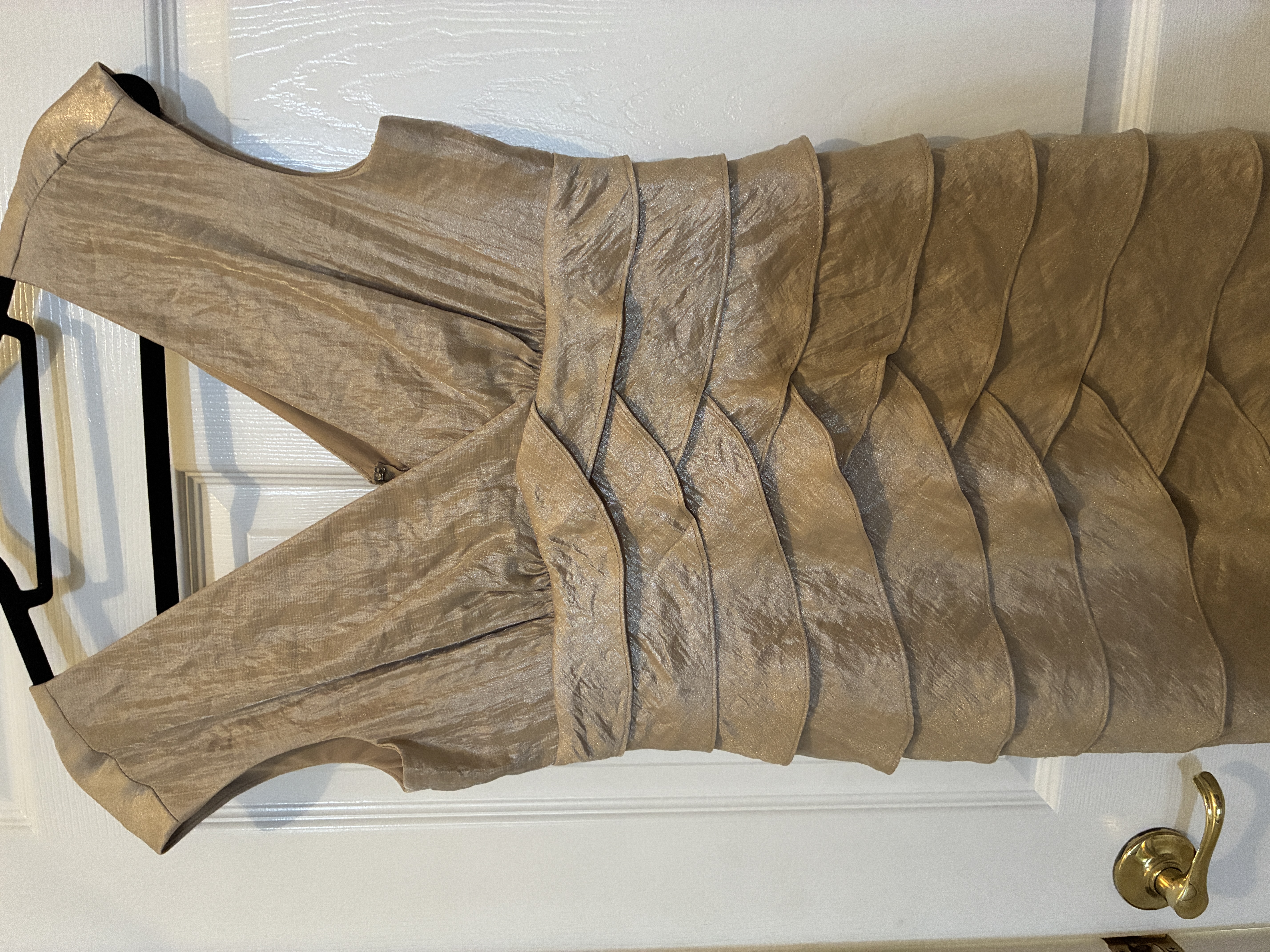 Gorgeous Formal Summer Dress size 8 by London times - Pickle