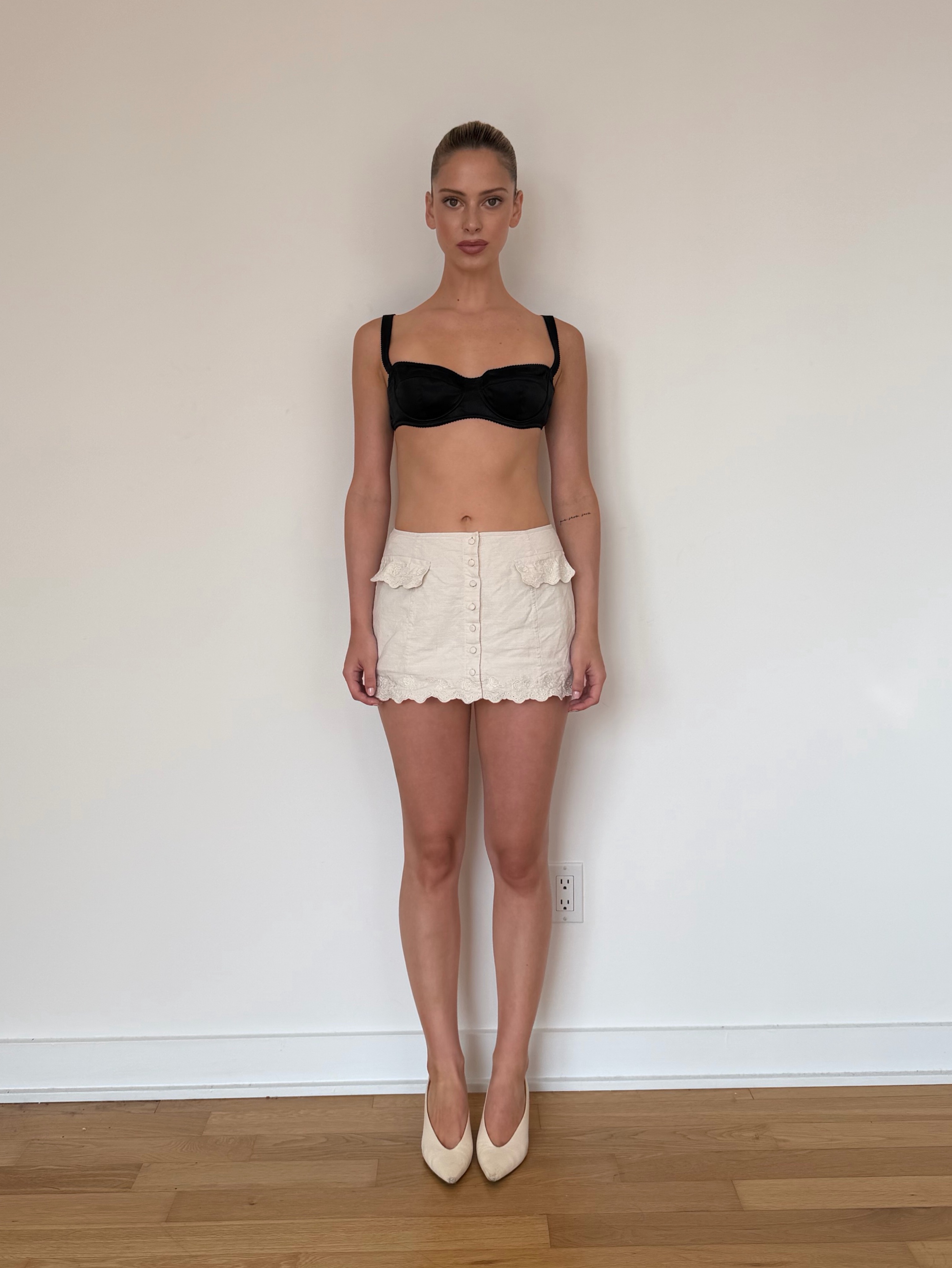 Mirror Palais Mini White Button Skirt