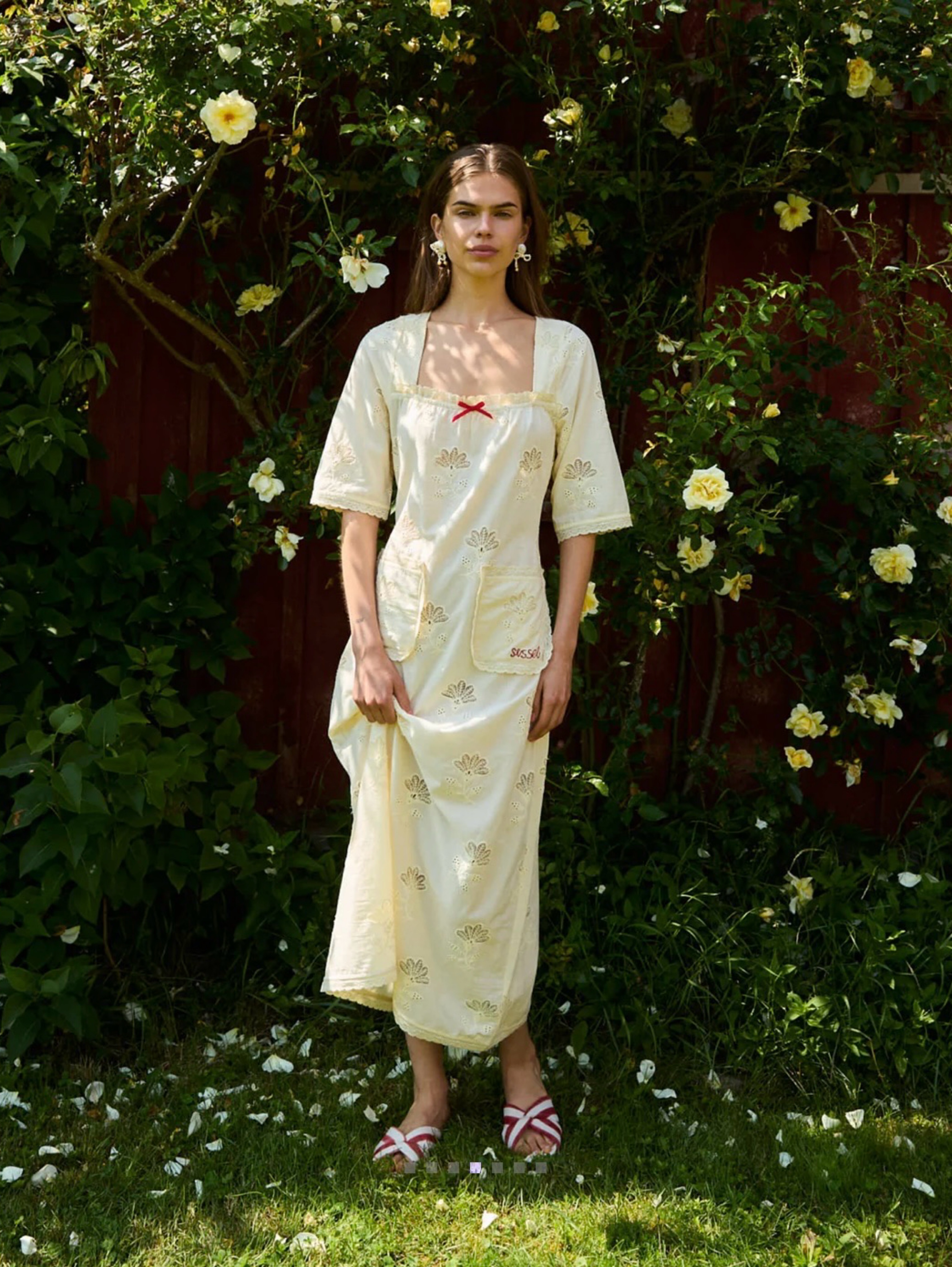 Viviette Dress