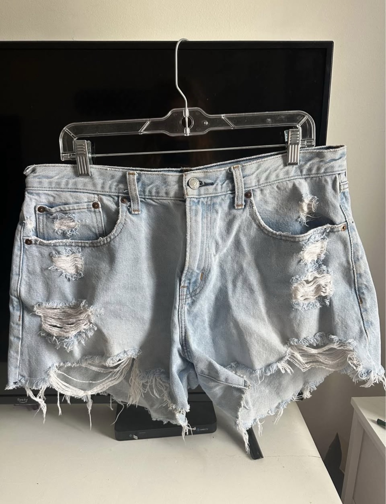 Abercrombie Curve Love The Boyfriend Short Mid Rise