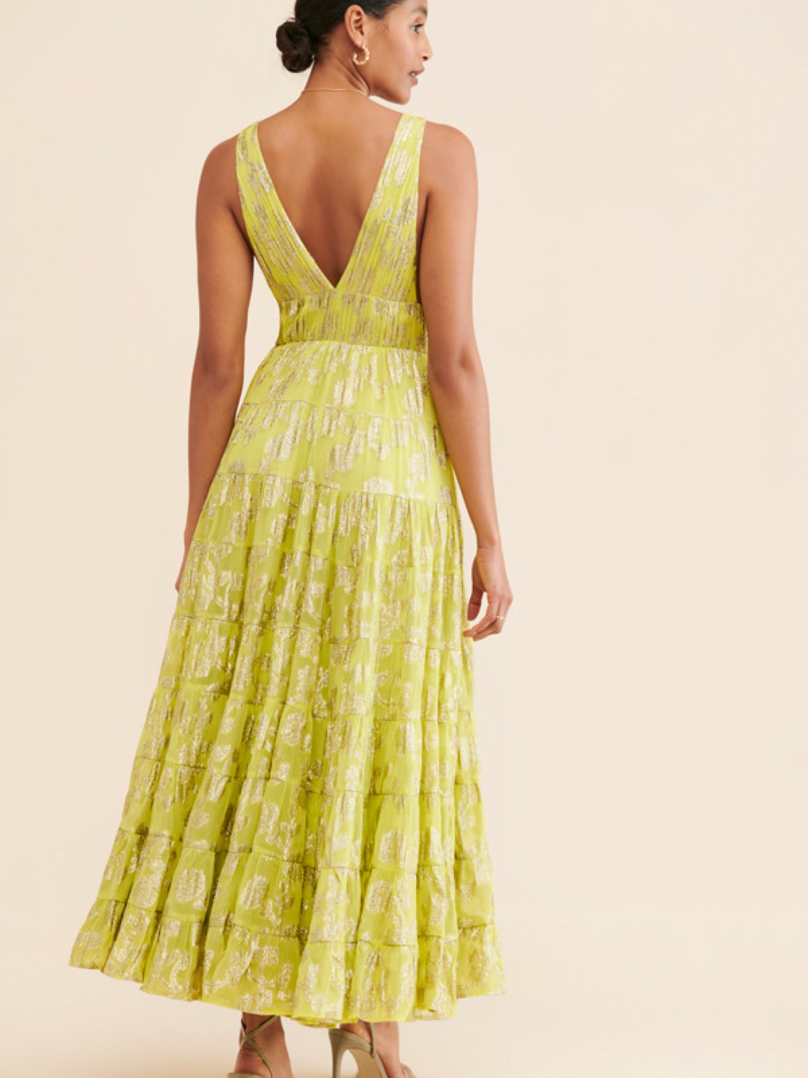 floral jacquard tiered maxi dress ANTHROPOLOGIE Floral Jacquard Tiered Maxi Dress by Letmebe