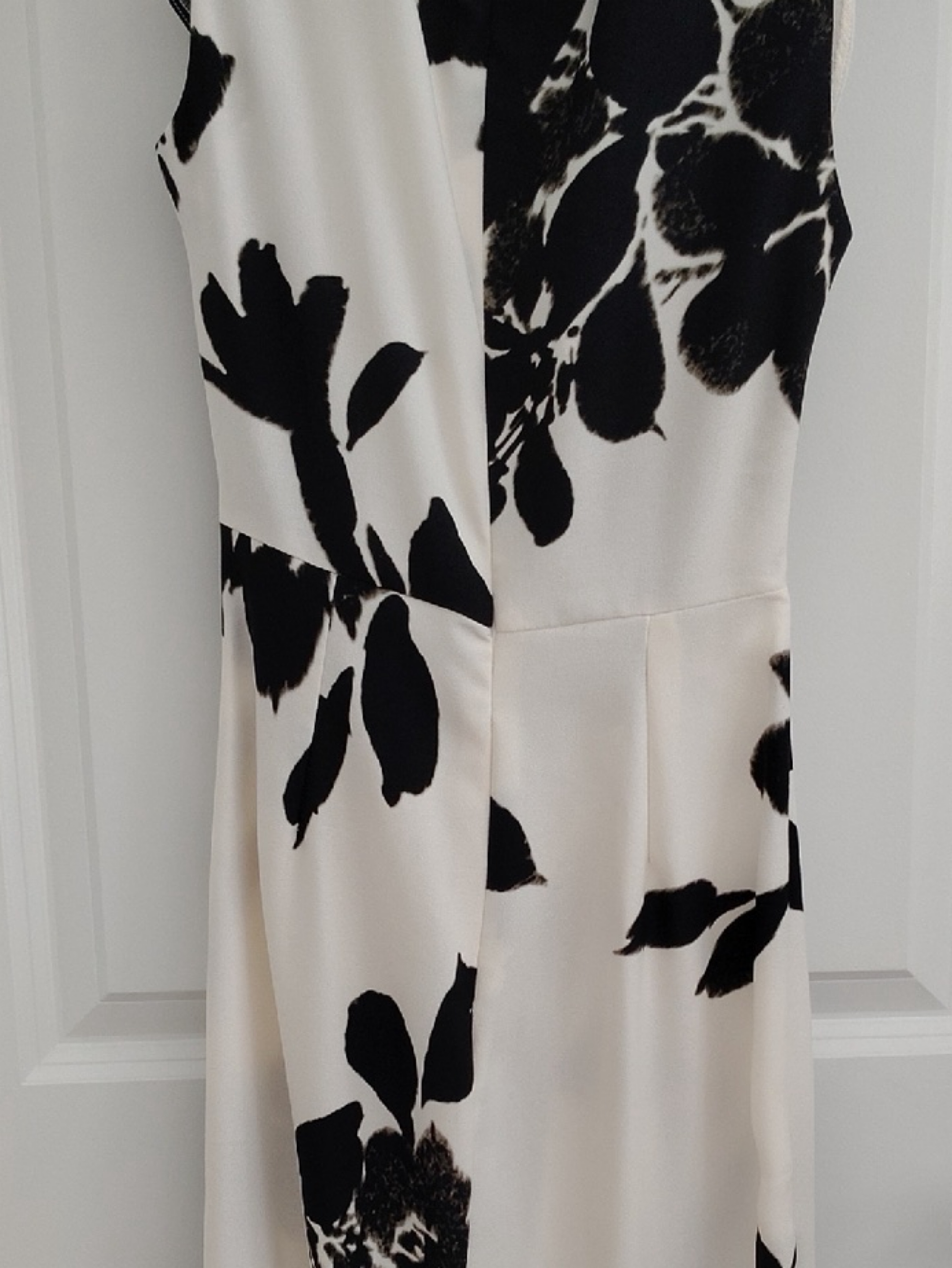 zara black flower dress NWT ZARA SATIN FLORAL BLACK MIDI DRESS