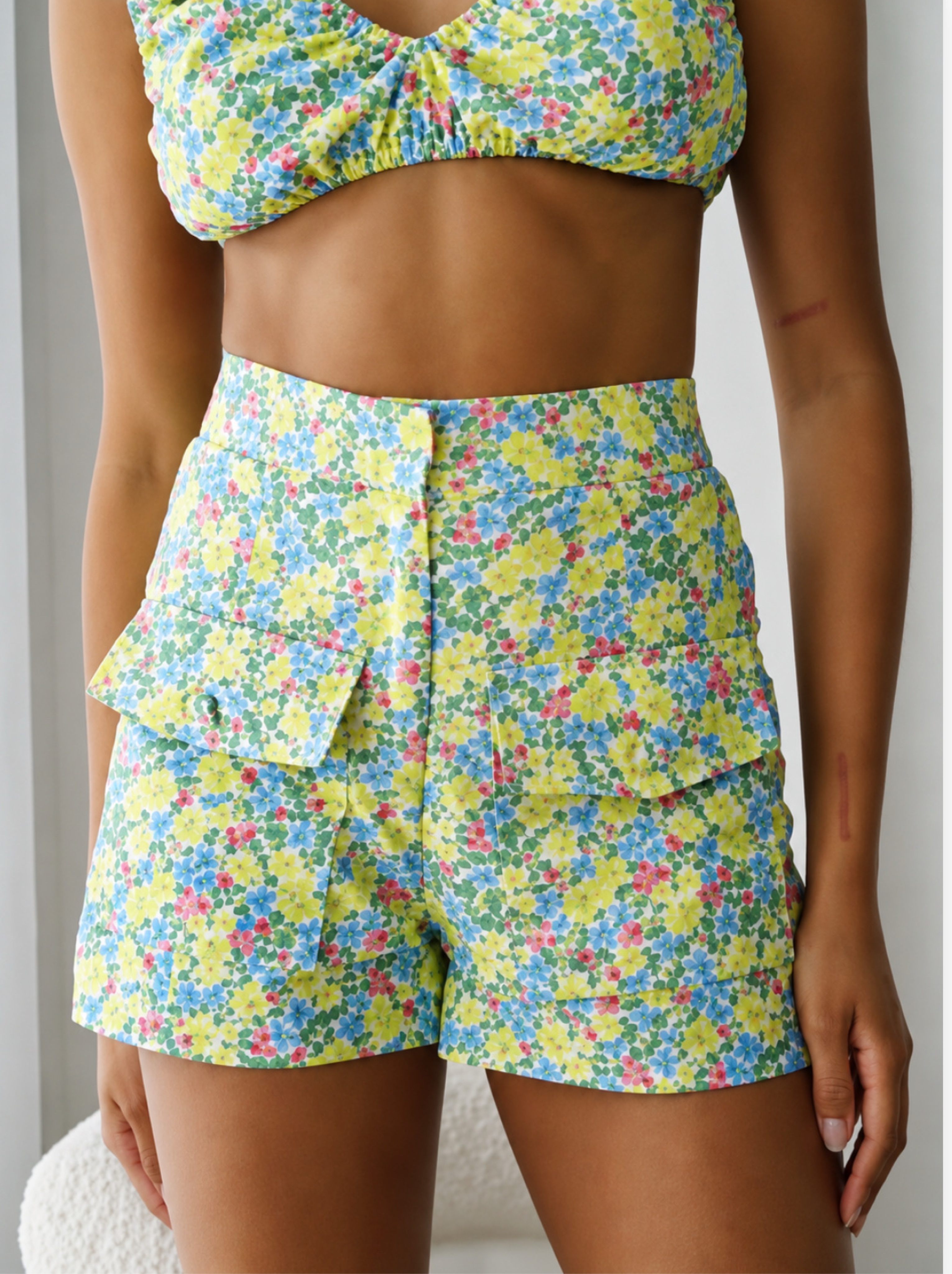 YELLOW THE LABEL│MILLI LINEN SHORTS