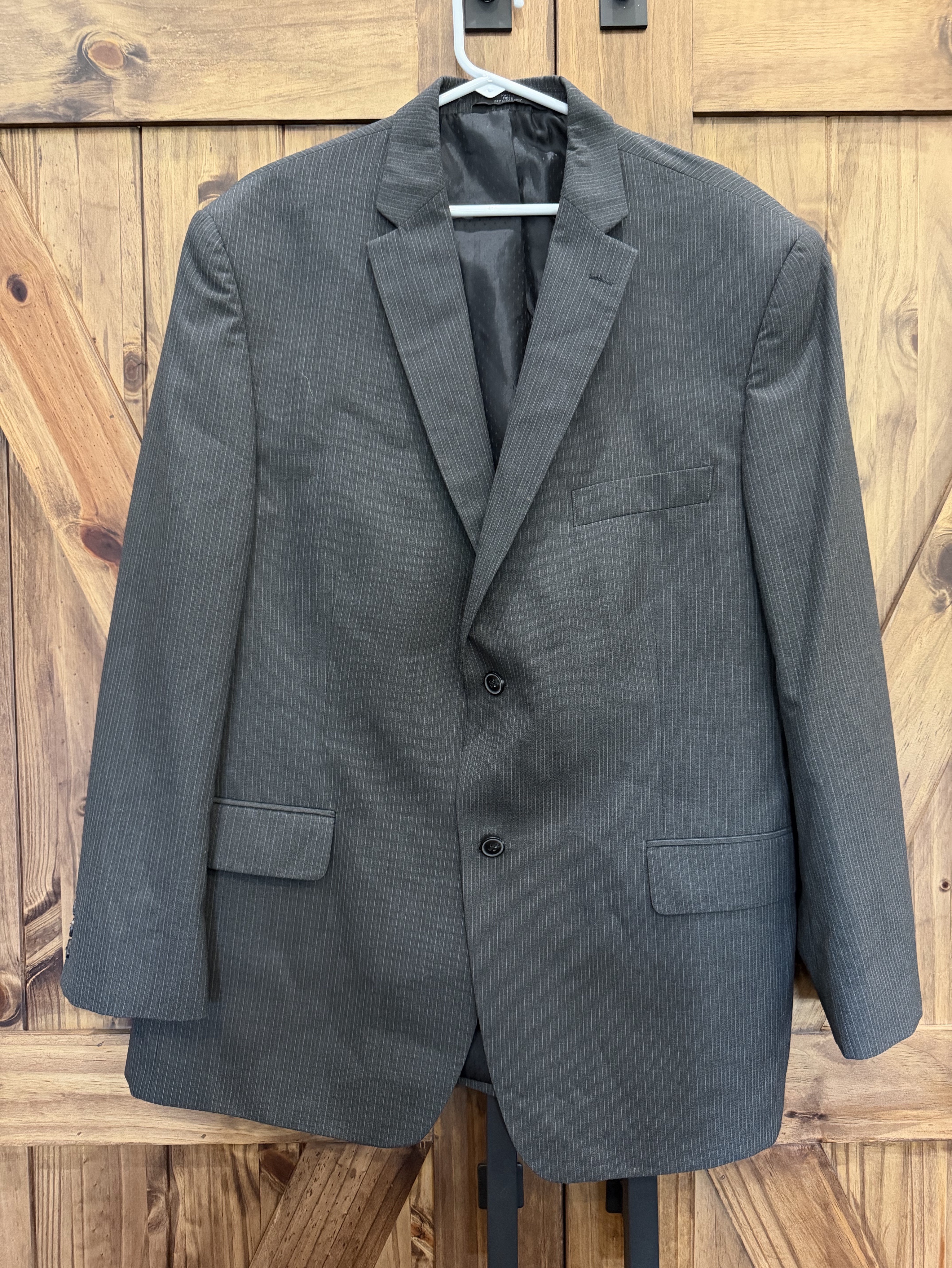 Men’s Suit