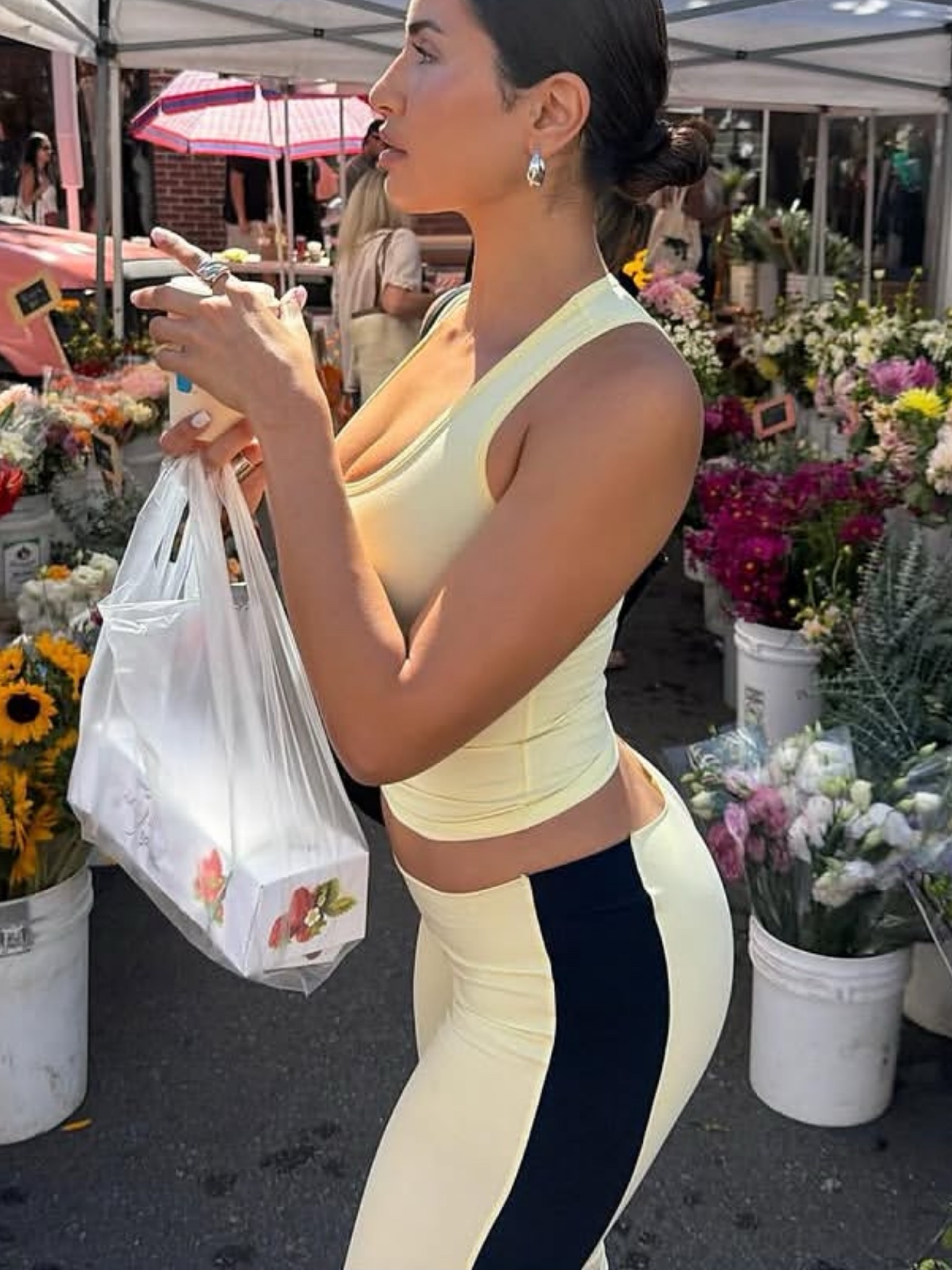 noties shop matching set butter capris and tank S/M in yellow