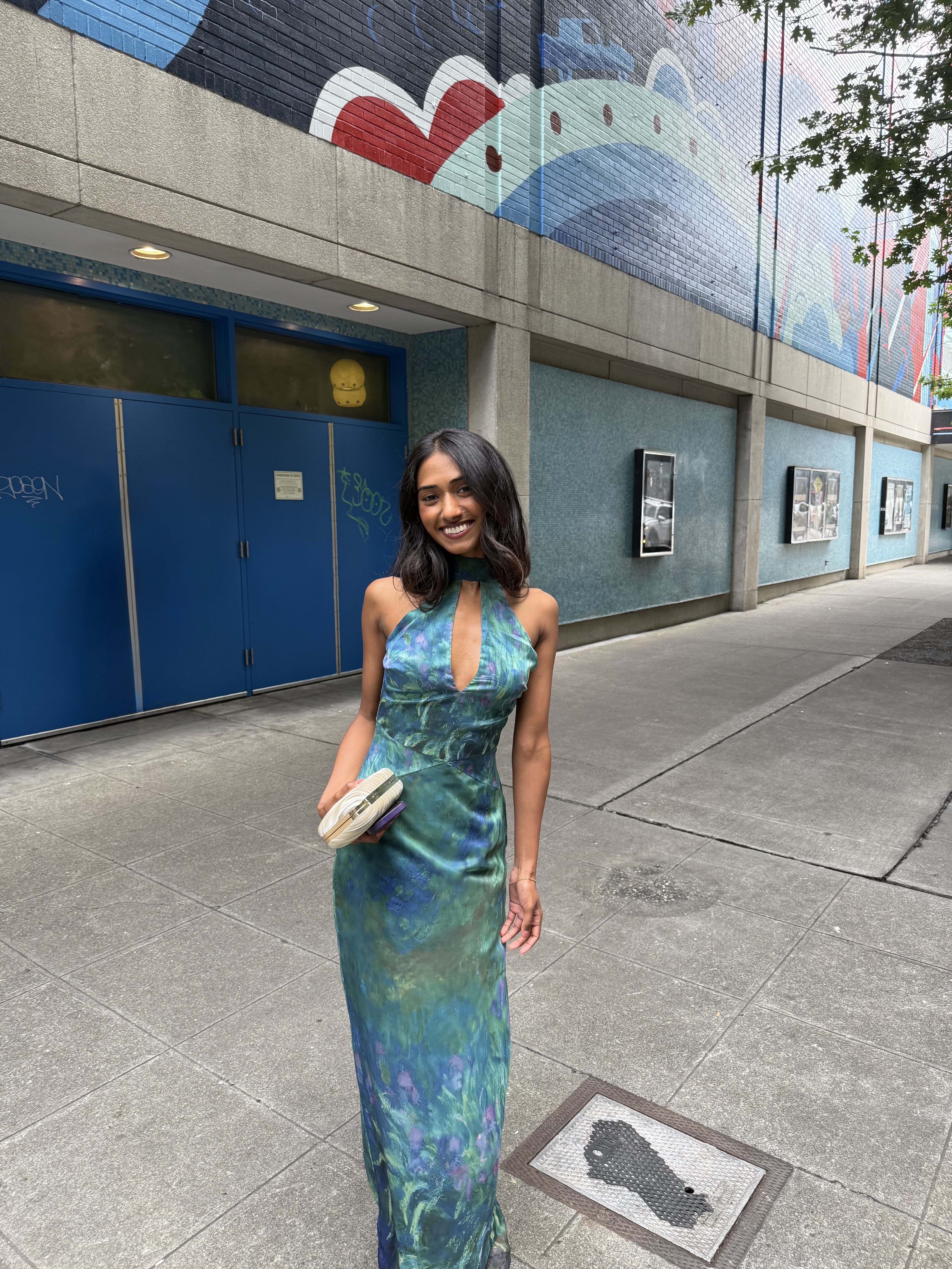 camille the woman in the green dress Maxi – SAU LEE Free Prom Dresses in F25AutumnShades Color:White Floral