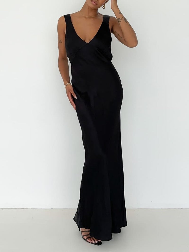 rumored black dress Venice Maxi Dress by Rumored – KR Kollective main image 0