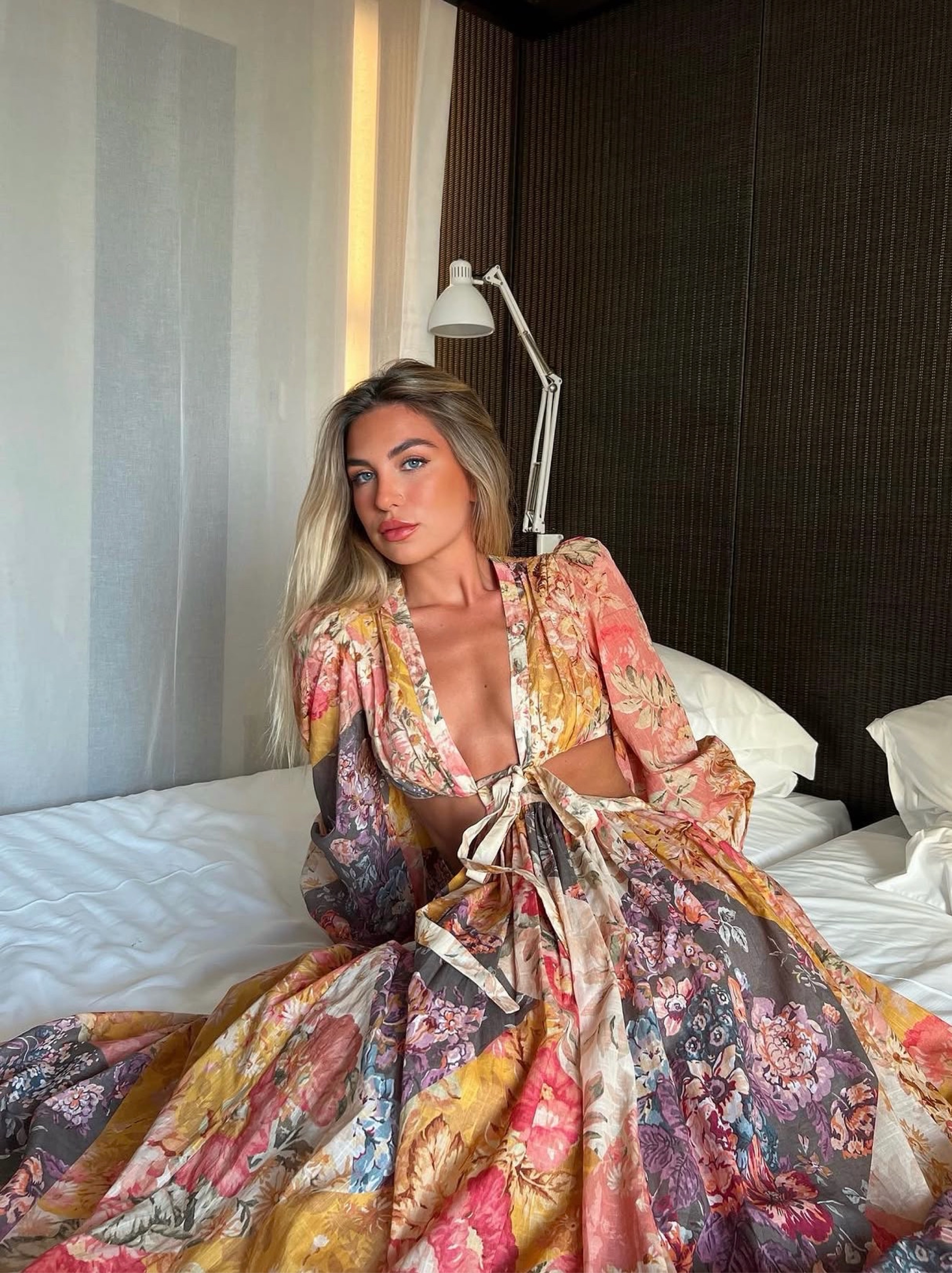 black cut out diamond dress Daisy Cutout Maxi Shoe Size (EU):9 %0D%0A%0D%0A%26nbsp%3B%0D%0A%0D%0A%26nbsp%3B%0D%0A*%26nbsp%3BOrder%20one%20size%20up%20for%20a%20relaxed%20fit set-in sleeve One Sleeve Draped Cut
