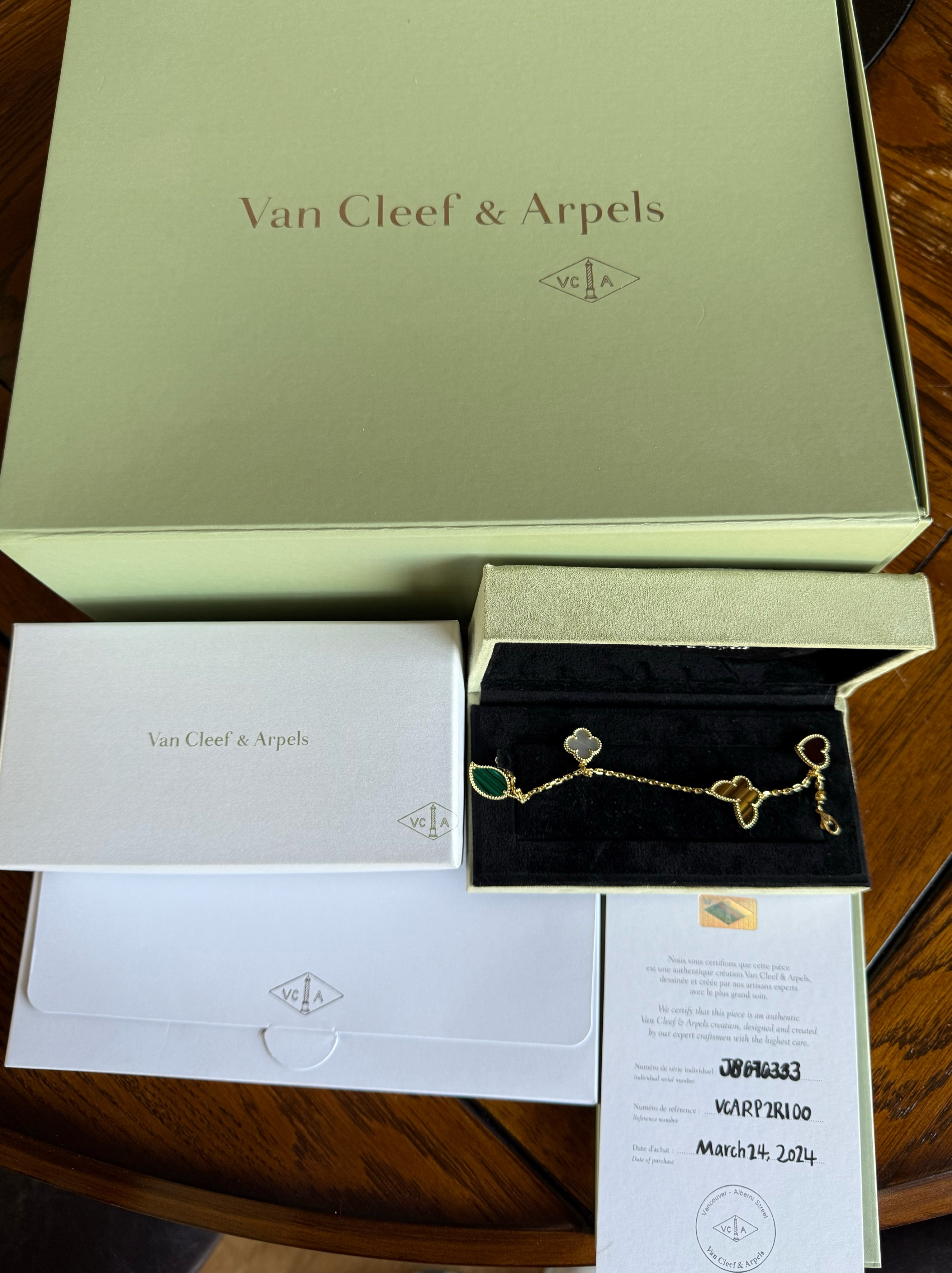 Van Cleef & Arpels Lucky 4 Motif Bracelet