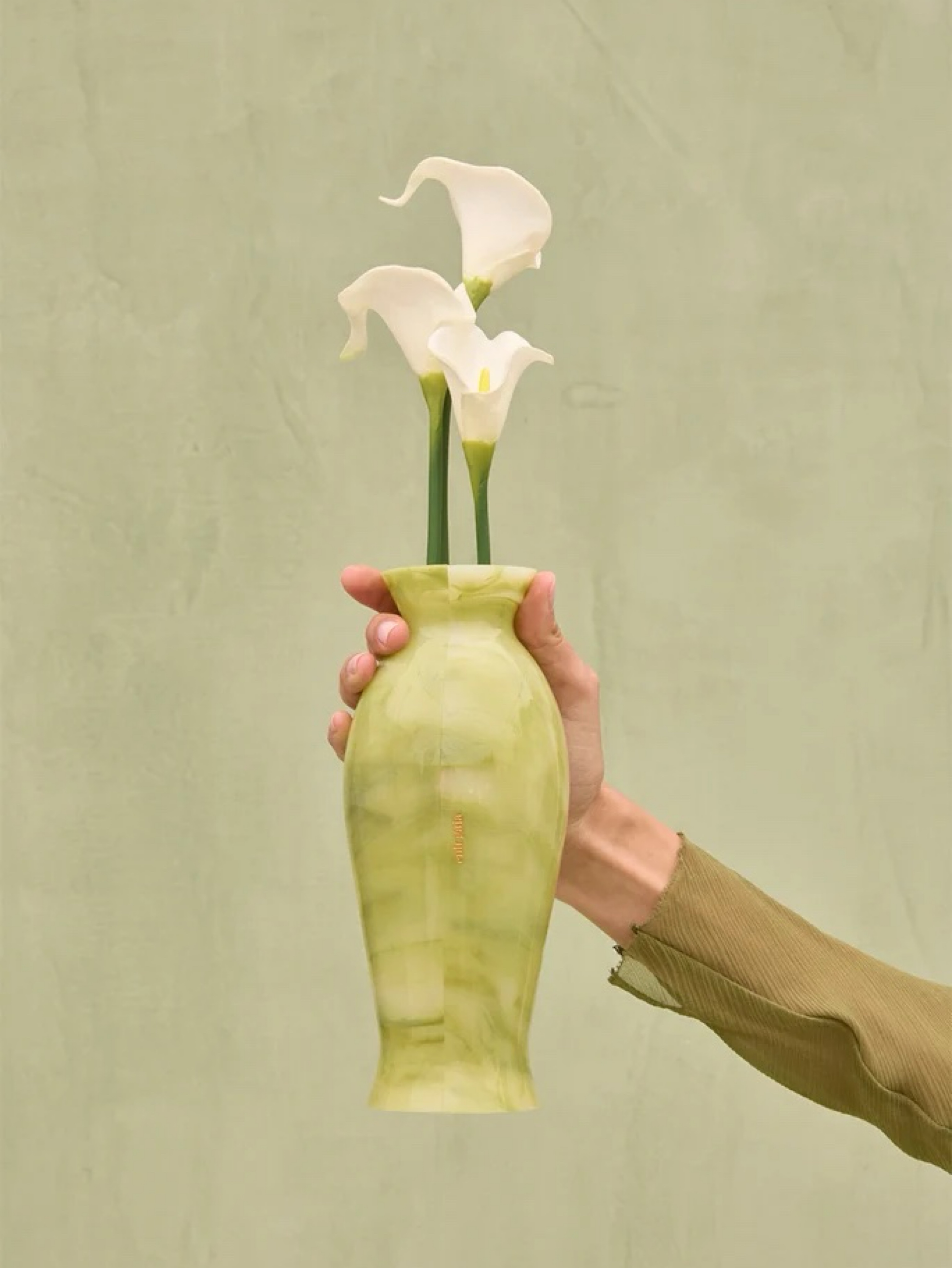 Cult Gaia Florence Flower Clutch