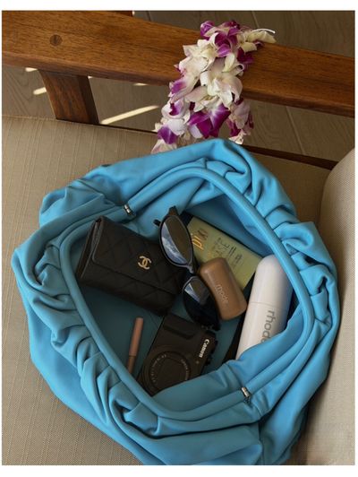 Bottega Veneta Blue Calfskin leather ‘Pouch’ clutch bag, Handbags