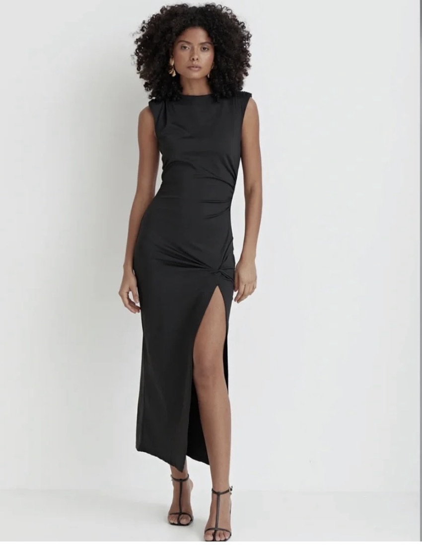 long sleeve green velvet bodycon dress DIRASS Women's Elegant Wrap V Neck Ruched Cocktail Party Maxi color:Wine Its timeless elegance and hide-boldmetrics Jennifer Lopez shows curves