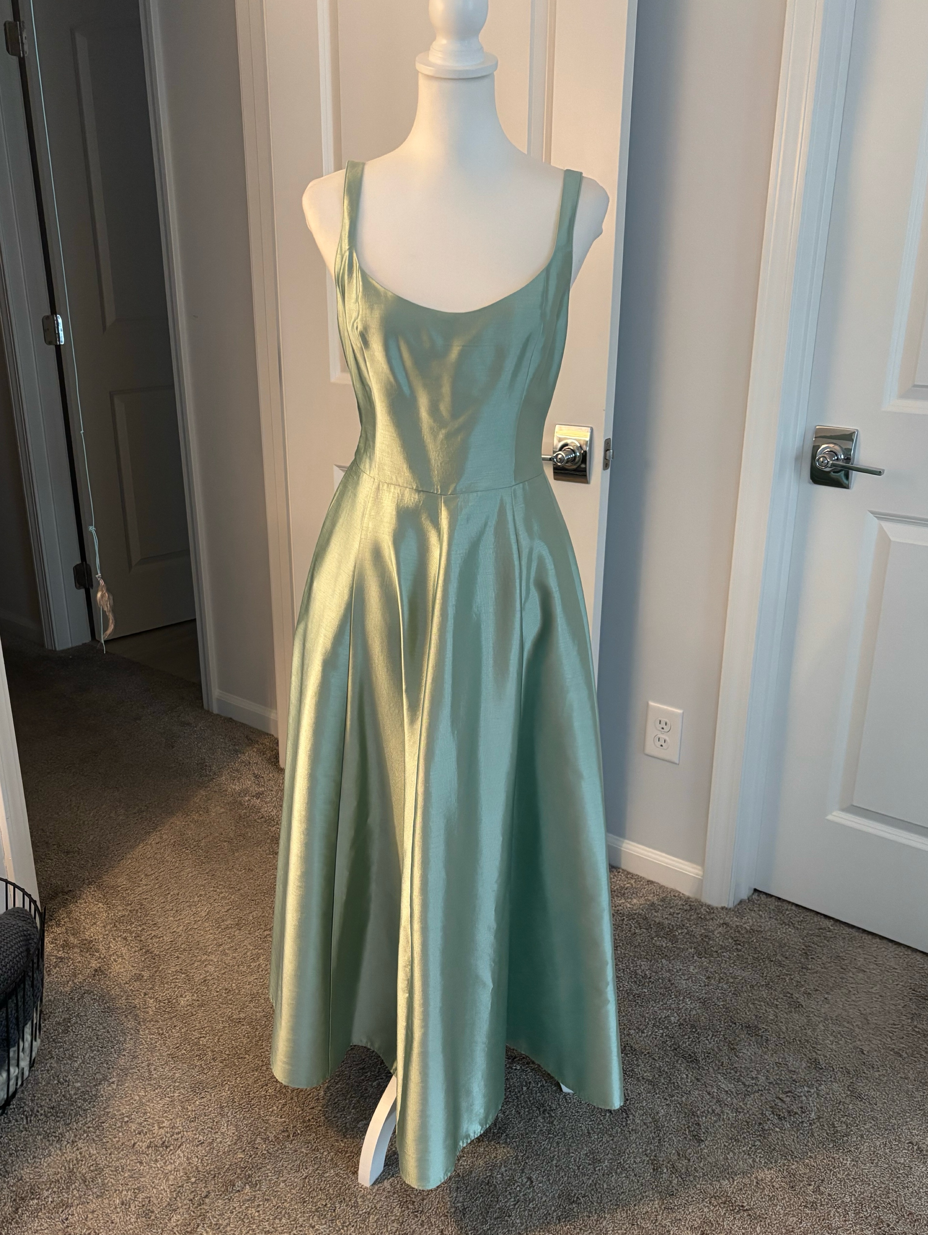 anthropologie green midi dress Green Midi & Mid-Length Dresses
