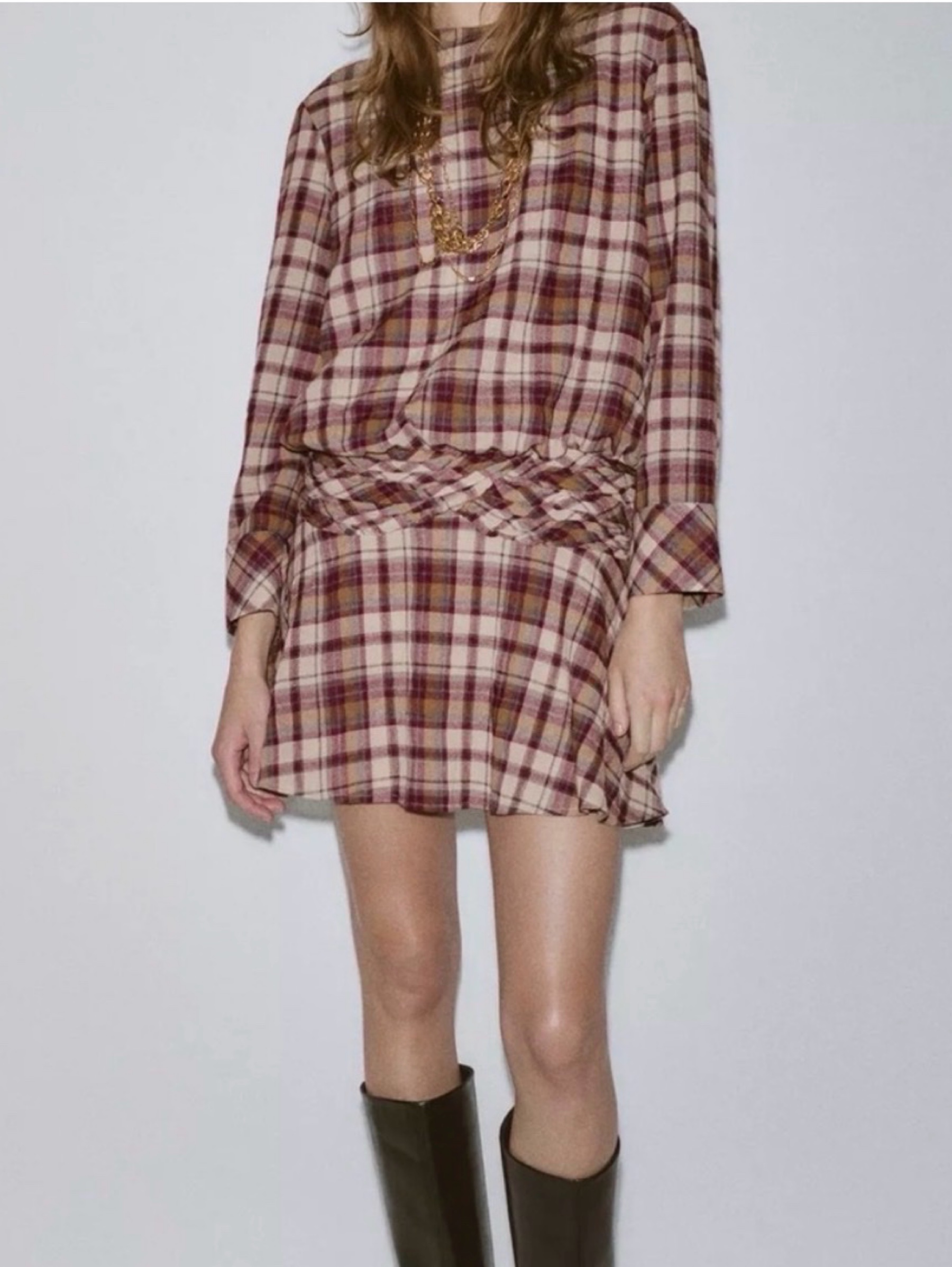 zara brown plaid dress mini by Zara Color:Starry Sapphire blue long dress Bardot Beaded Trim Detail Designed with front pleat