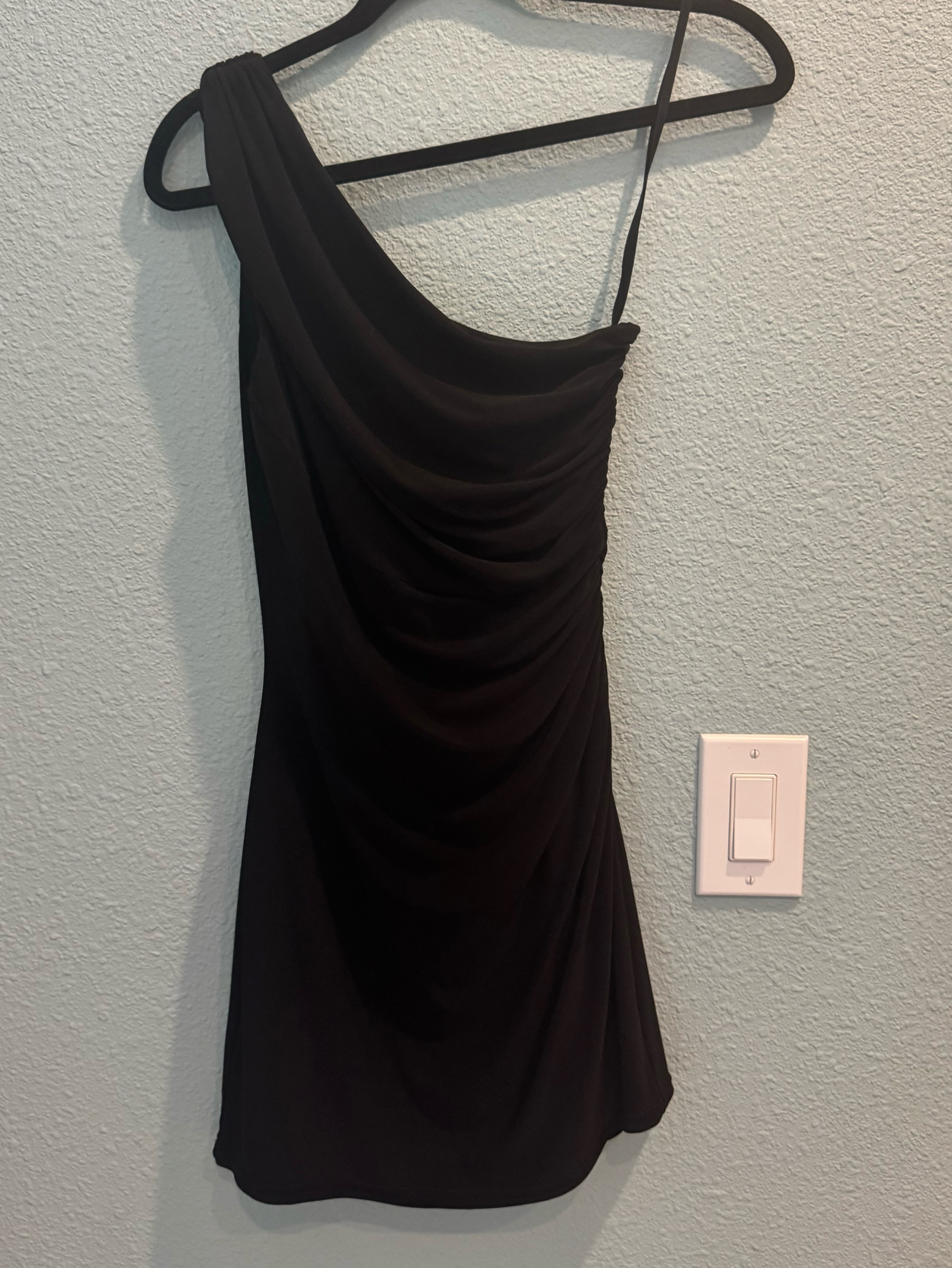 lauren by ralph lauren one shoulder dress black Amazon.com: Lauren Ralph Lauren, Womens, Satin Charmeuse One Shoulder Gown, Black, 12 : Clothing, Shoes & Jewelry