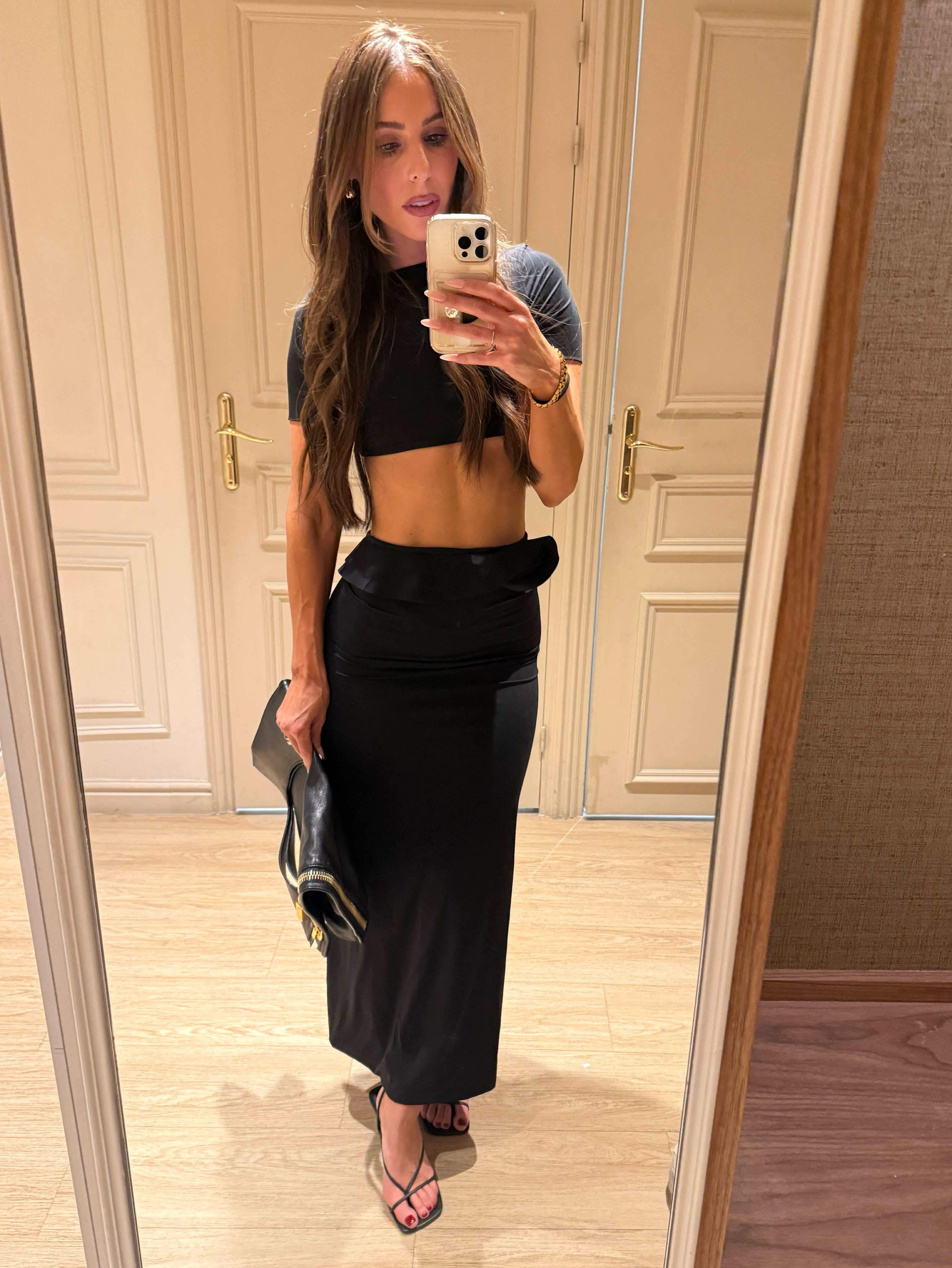 Maygel Coronel Cowan Set