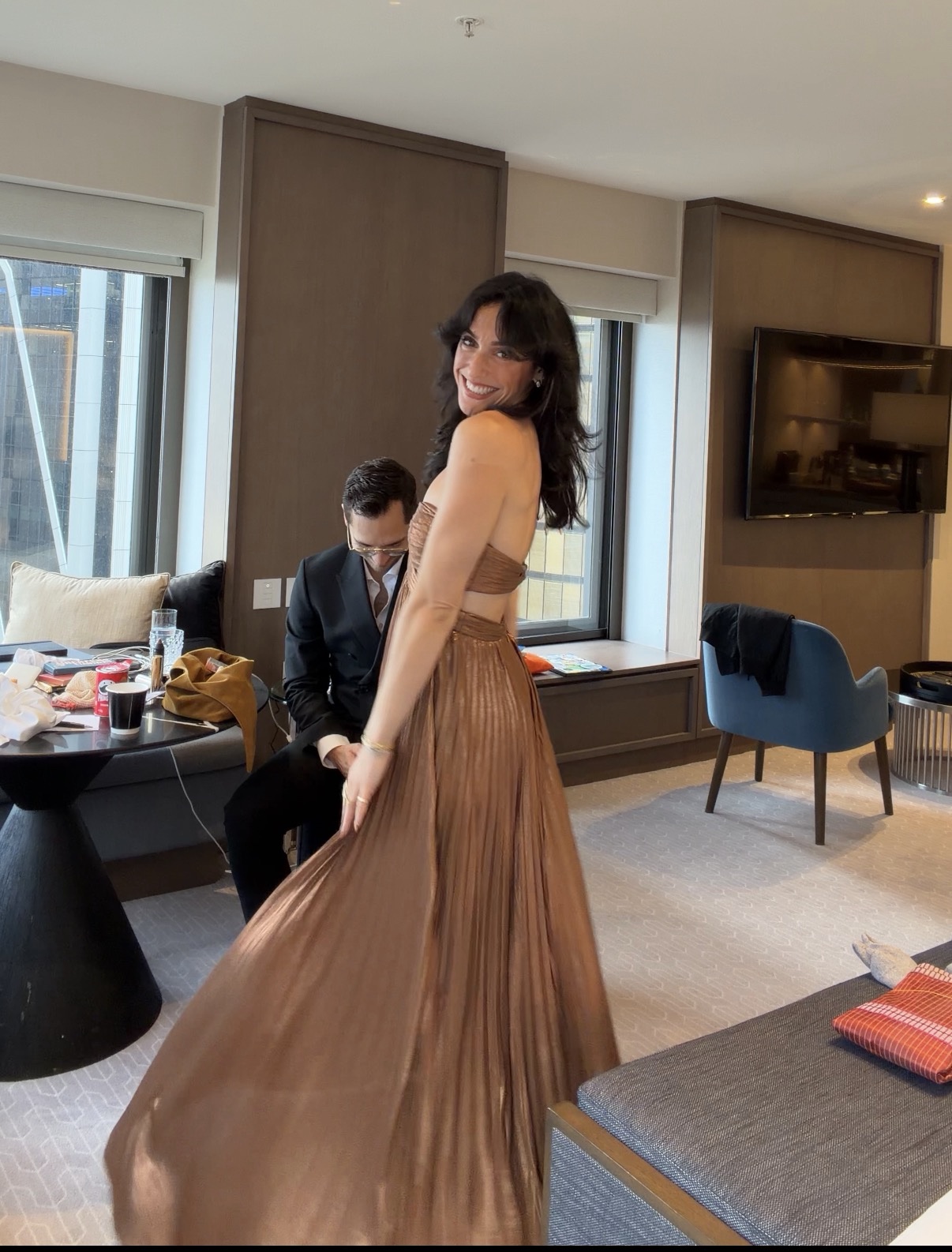 golden brown dress BROWN DRESS WITH A COLLAR