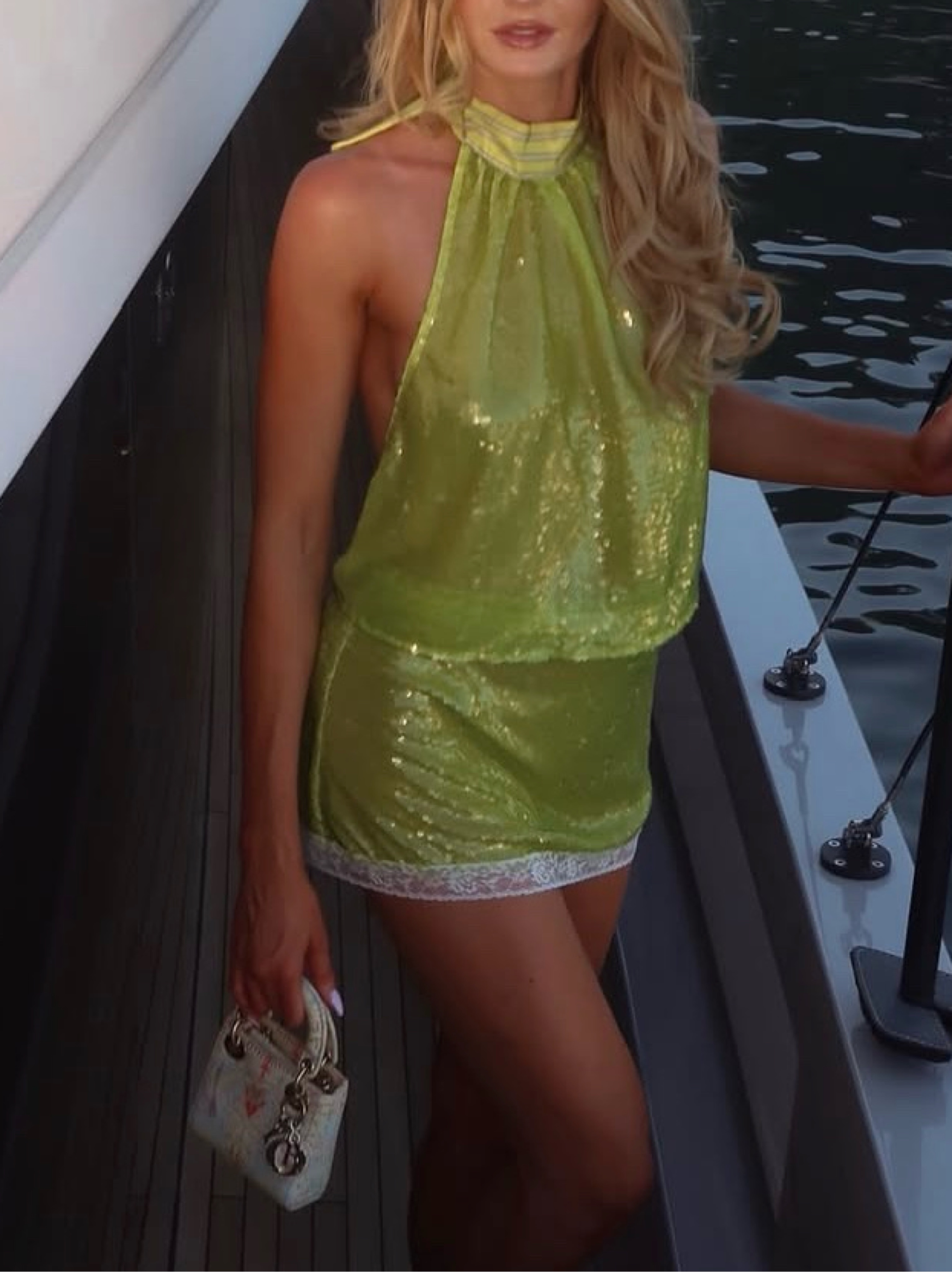 Handover mini lime green skirt
