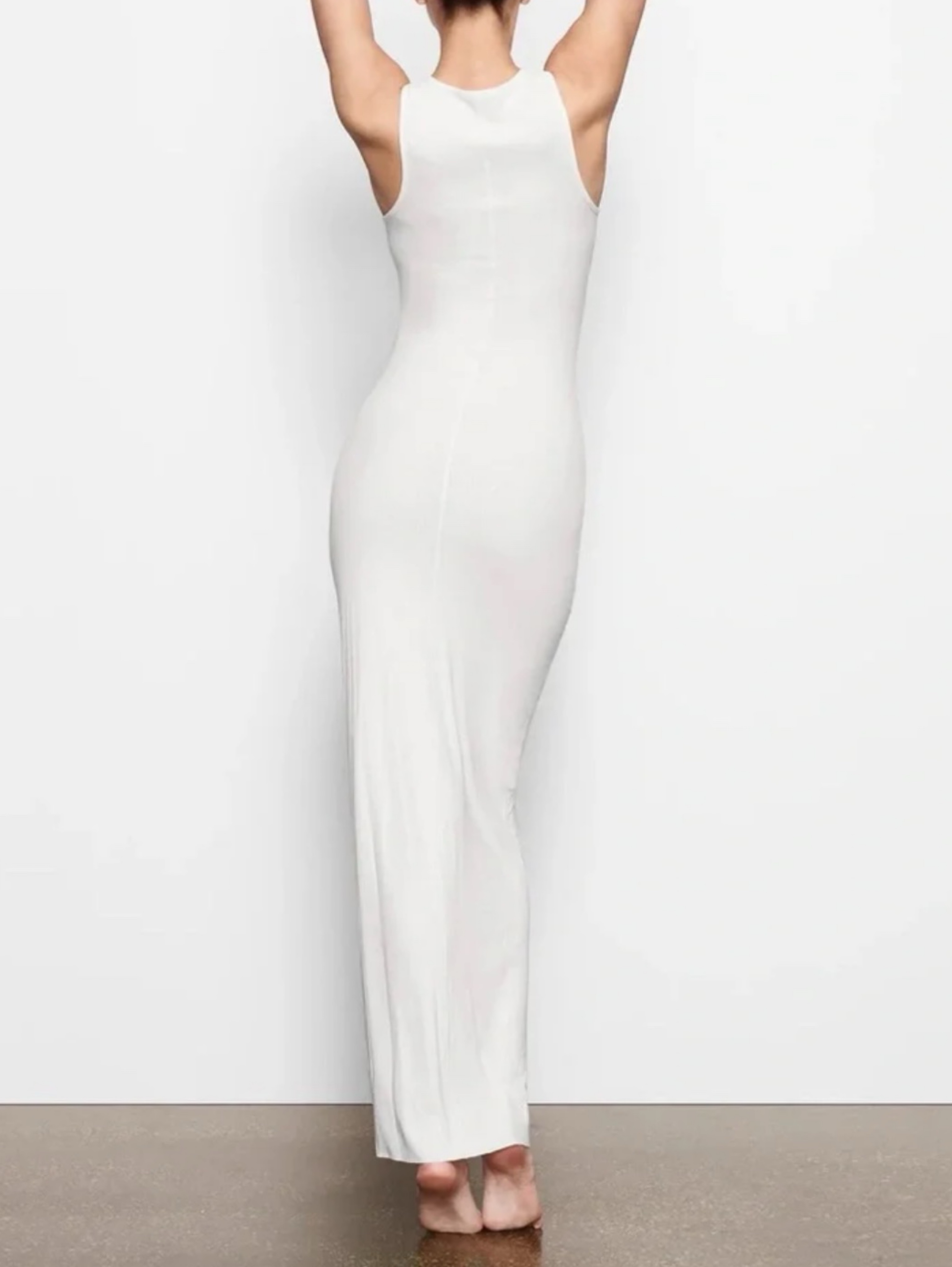 white skims dress Longsleeve Size SMALL (S)  ReturnStyle oriented brand creating the next generation of underwear White Skims Maxi Dress by